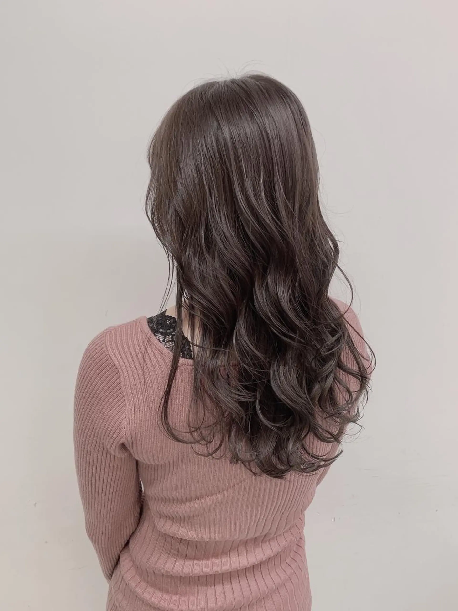 ロング カラー カット ヘアカラー トリートメント ヘアセット ⛄️冬の透明感 カラー⛄️大西のヘアスタイル