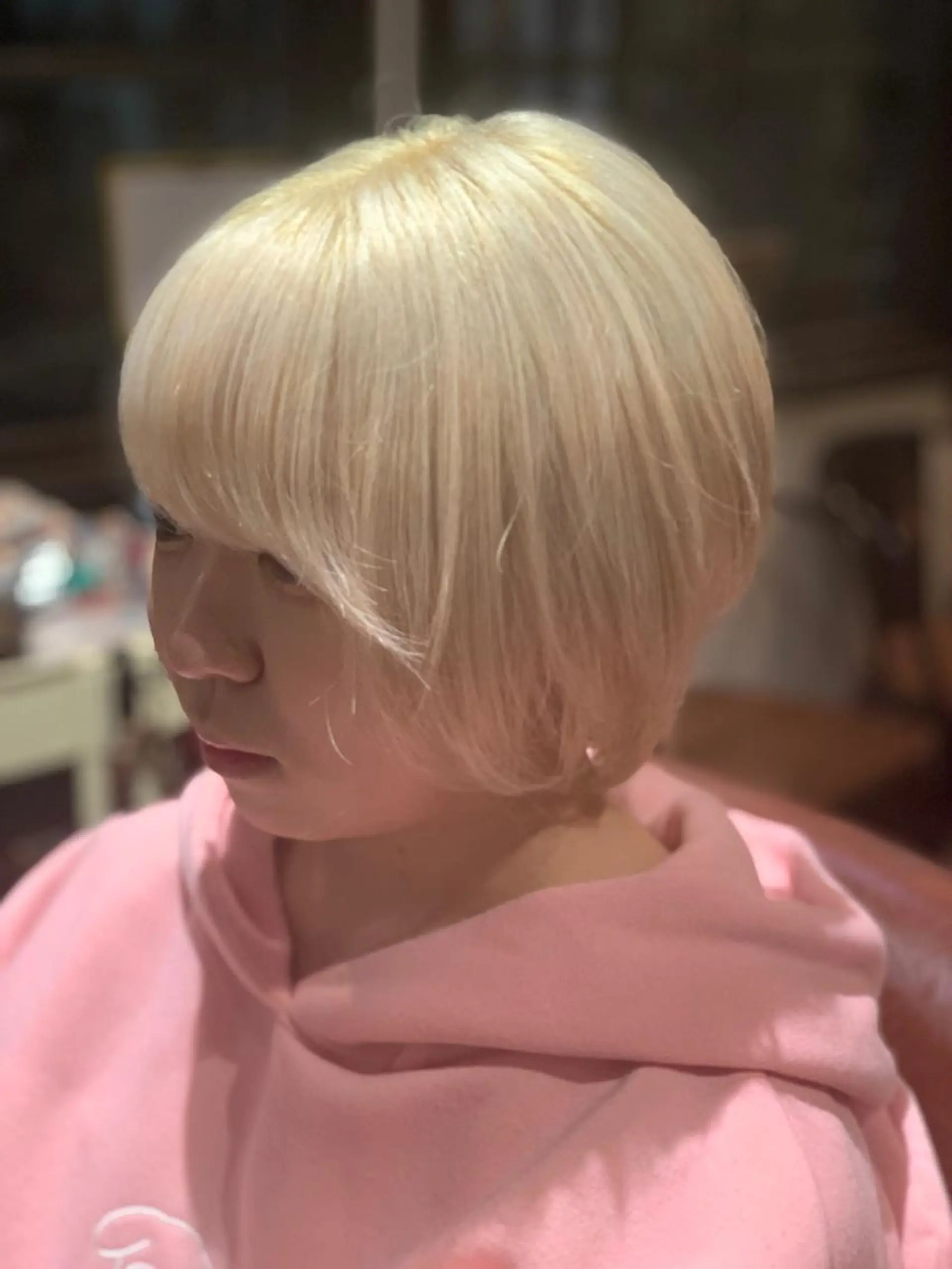 ショート カラー ブリーチ ボブ 佐々木陸斗 ショート&メンズのヘアスタイル