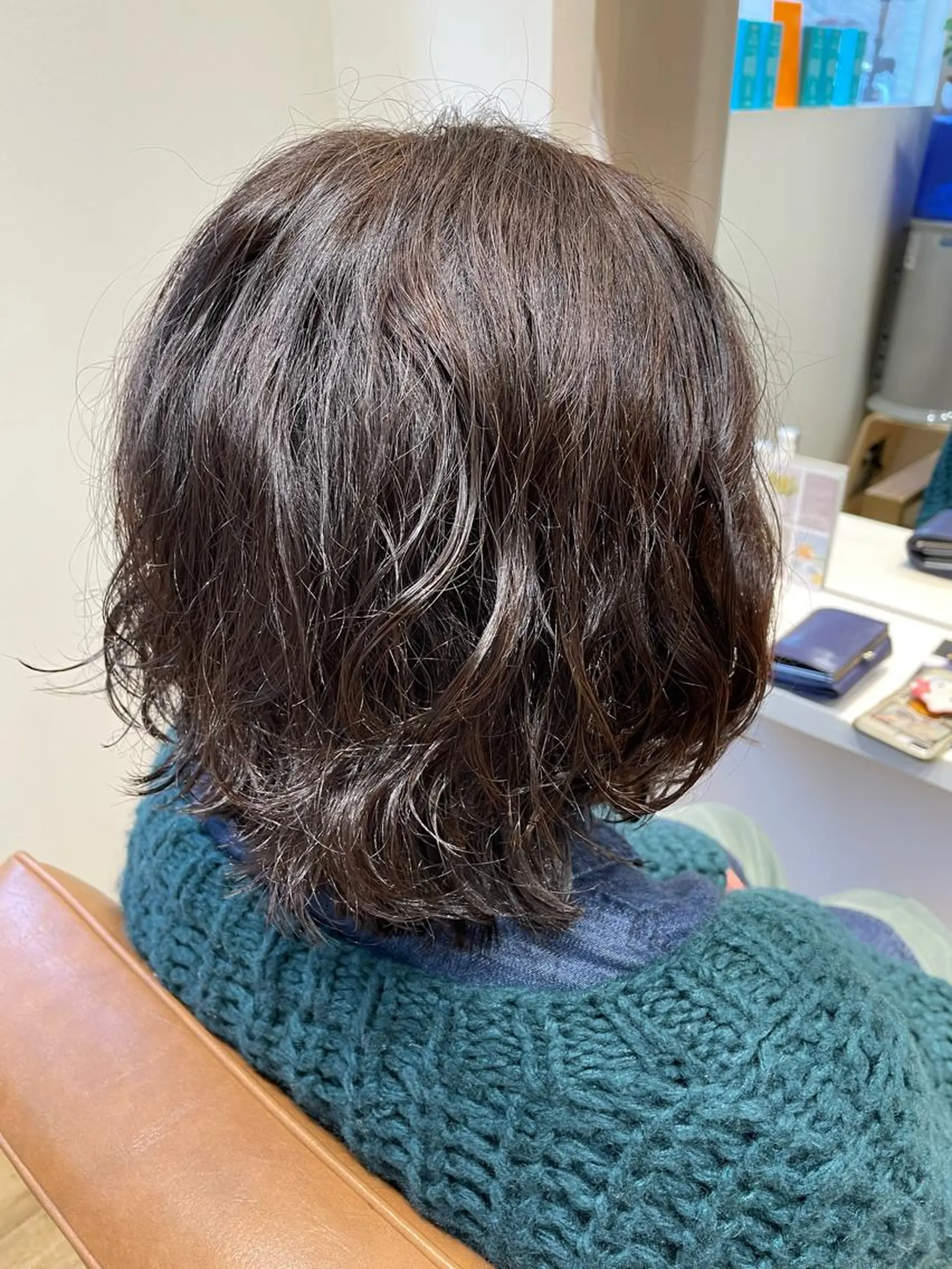 ショート カラー 亀田 実花のヘアスタイル