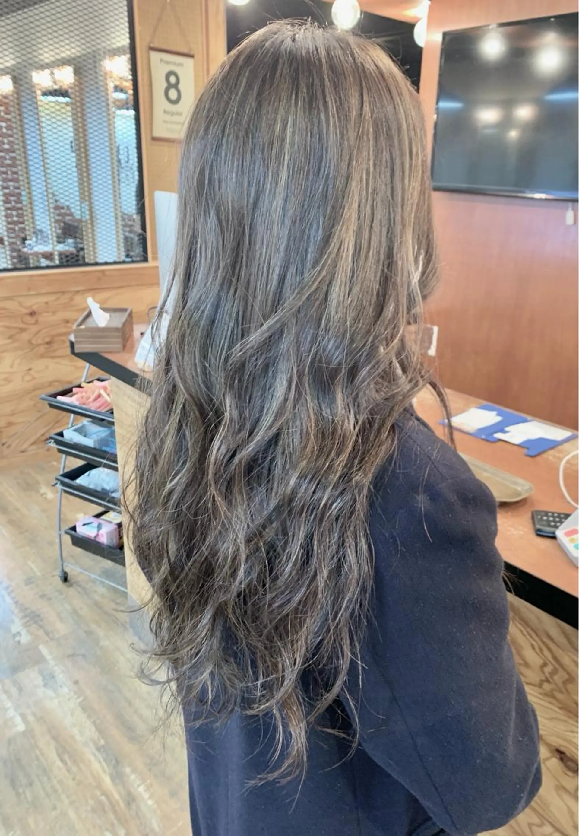 ロング カラー ブリーチ ハイライトカラー ハイライト カット ヘアカラー 岡崎勇人/レイヤー/ 韓国/ケラチンTRのヘアスタイル