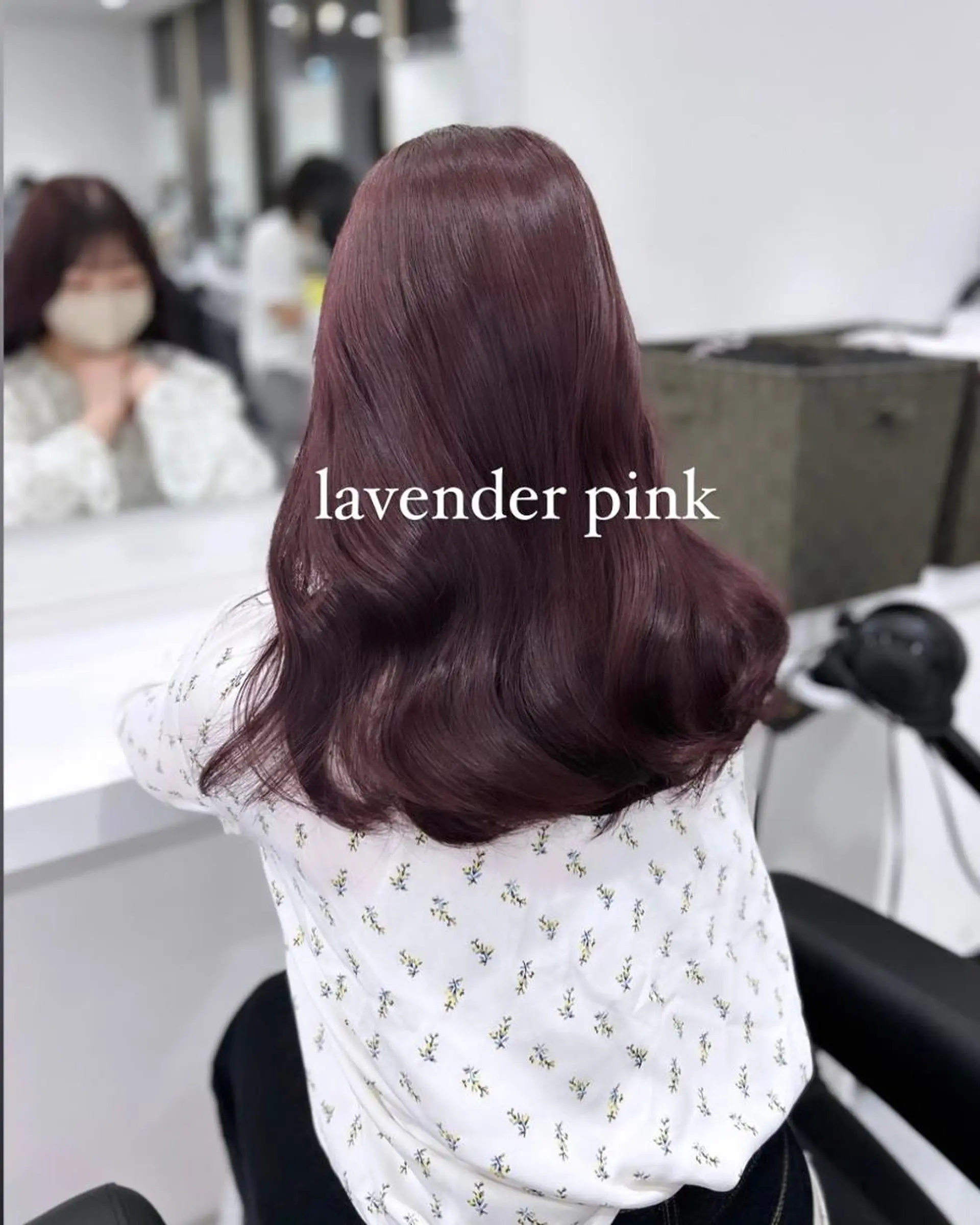 カラー トレンド暖色ヘア🍒 miu🍒のヘアスタイル