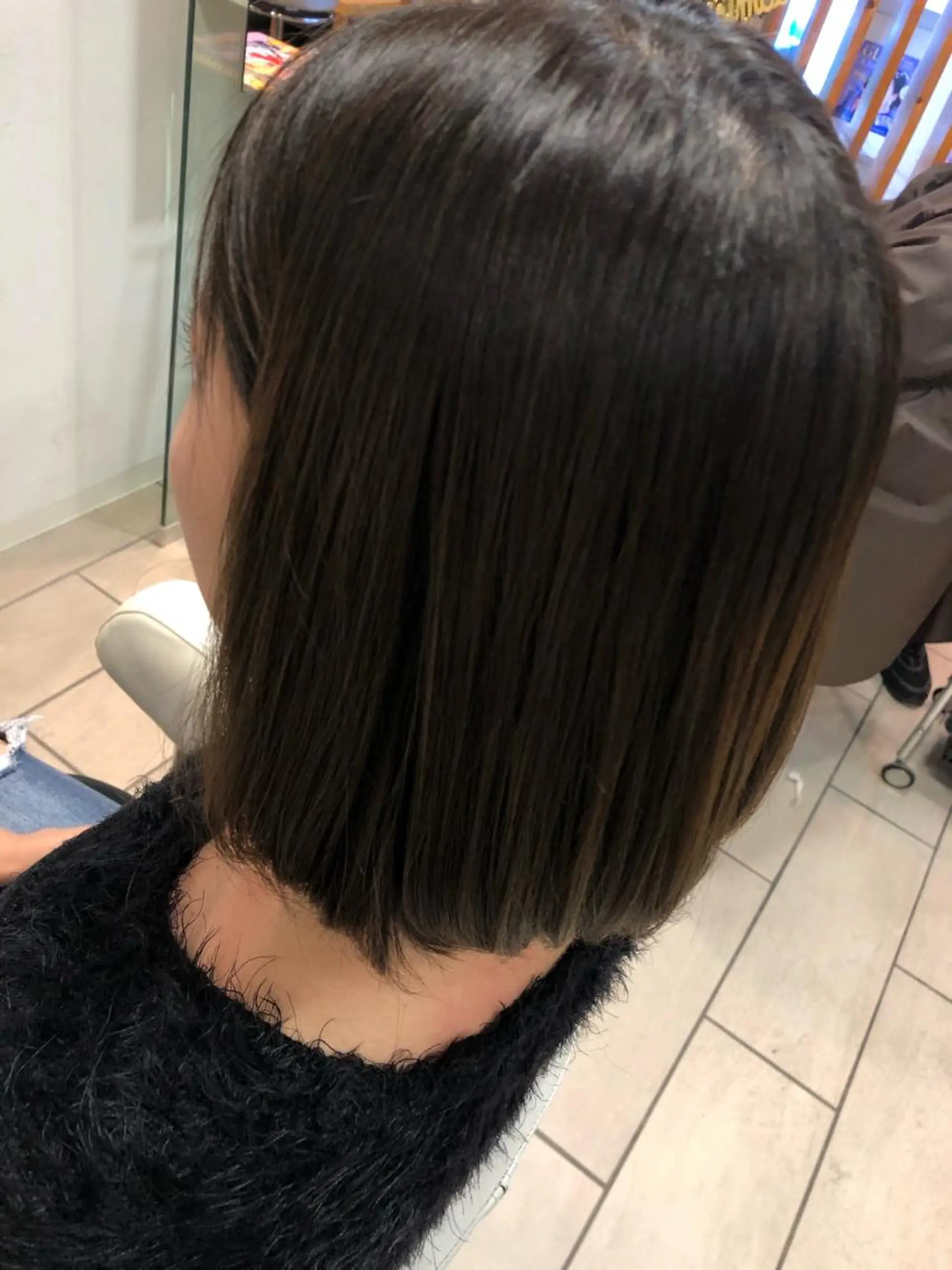 ミディアム カラー ブラウンカラー ma'am zee 下高井戸店所属・デザインカラー✨🦄 透明感カラー✨ヒカルのヘアスタイル