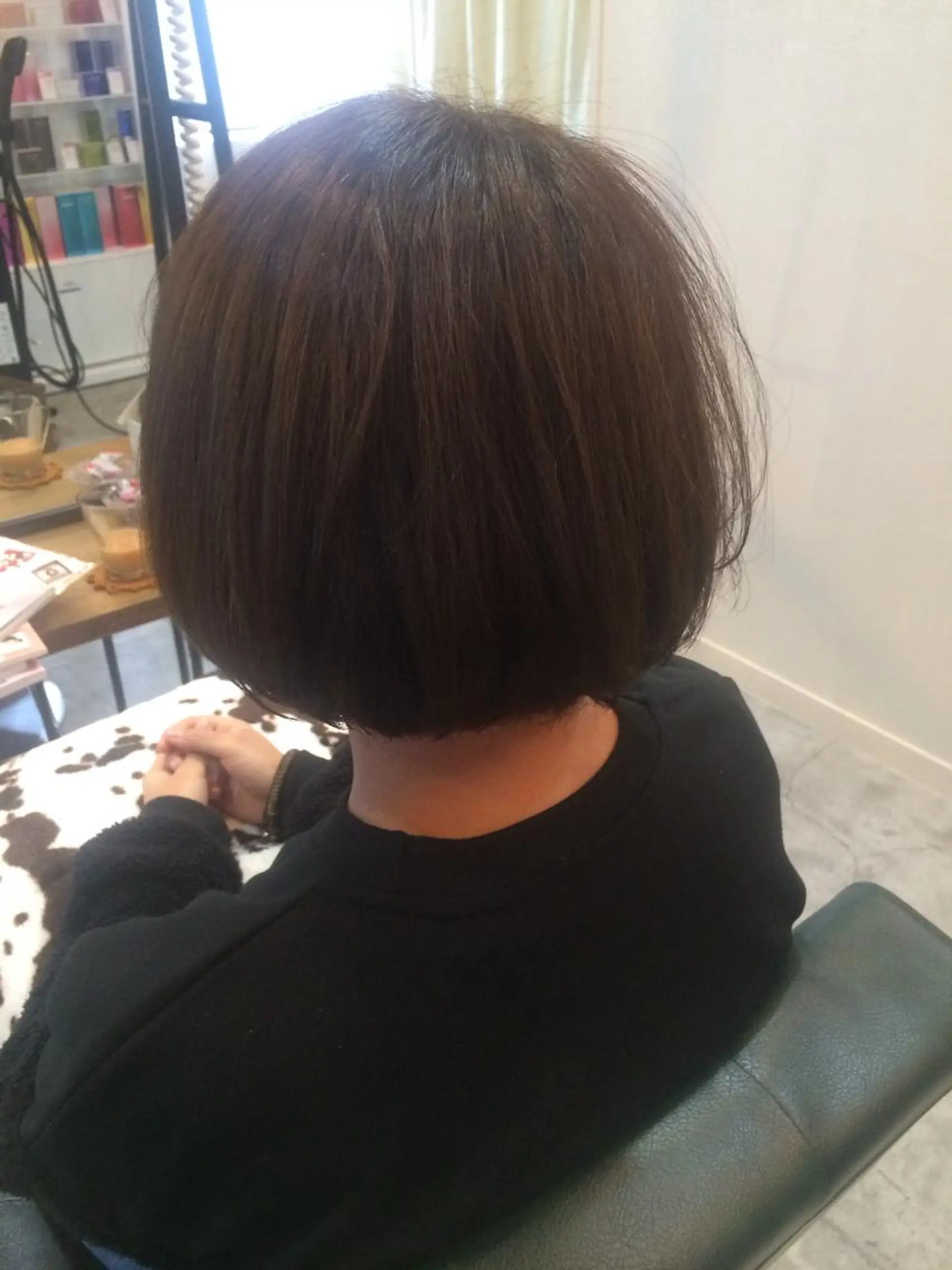 ショート ミディアム ボブ にった みずきのヘアスタイル