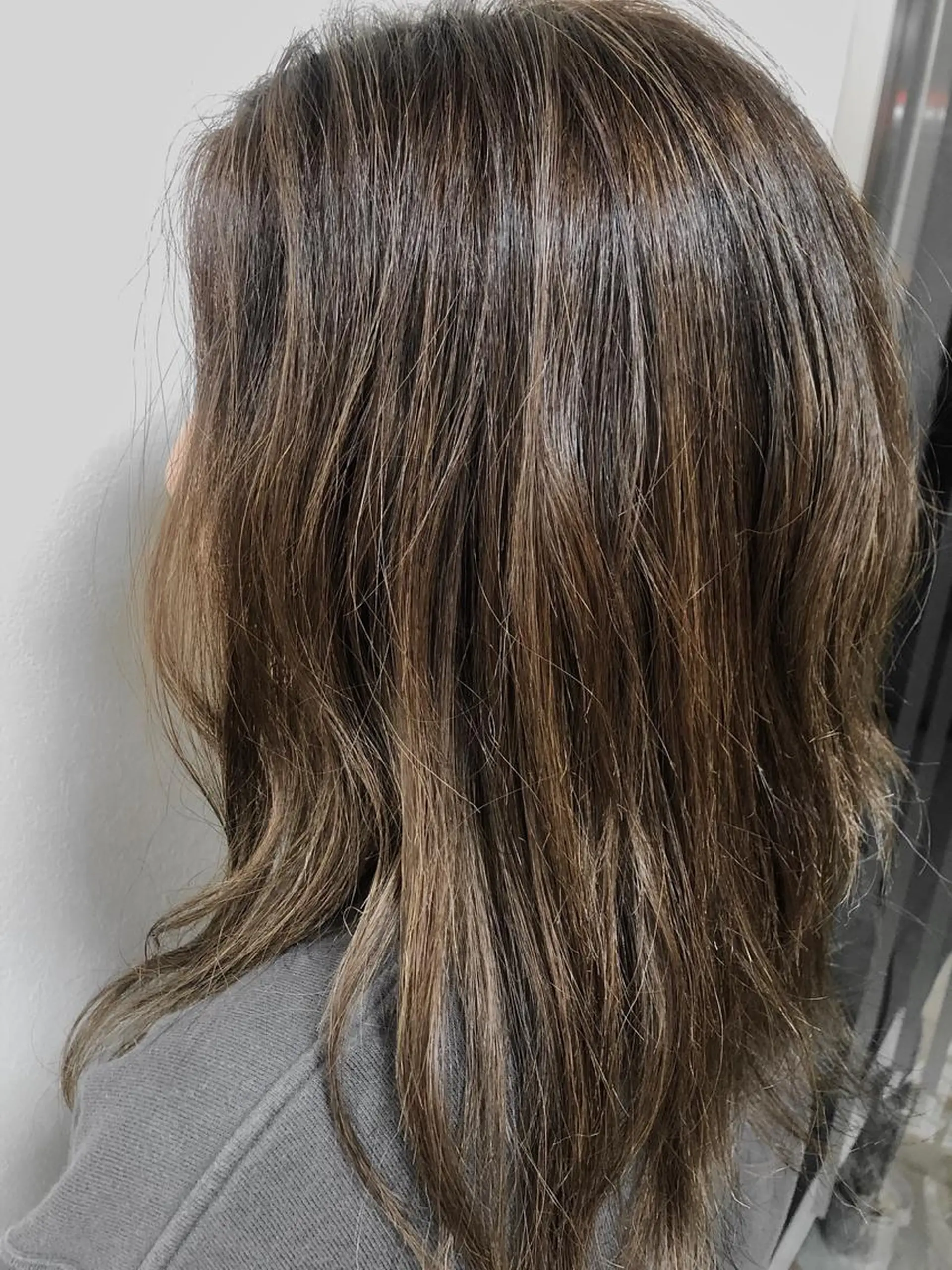 ロング うる艶レイヤーカット hinakoのヘアスタイル