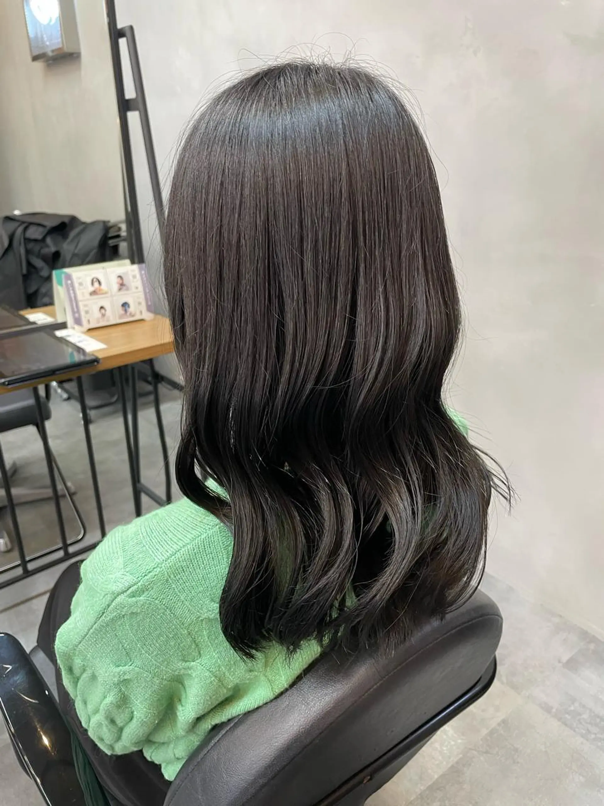 セミロング アッシュ アッシュグレー アッシュグレージュ ANGELICA💎 ショウゴのヘアスタイル