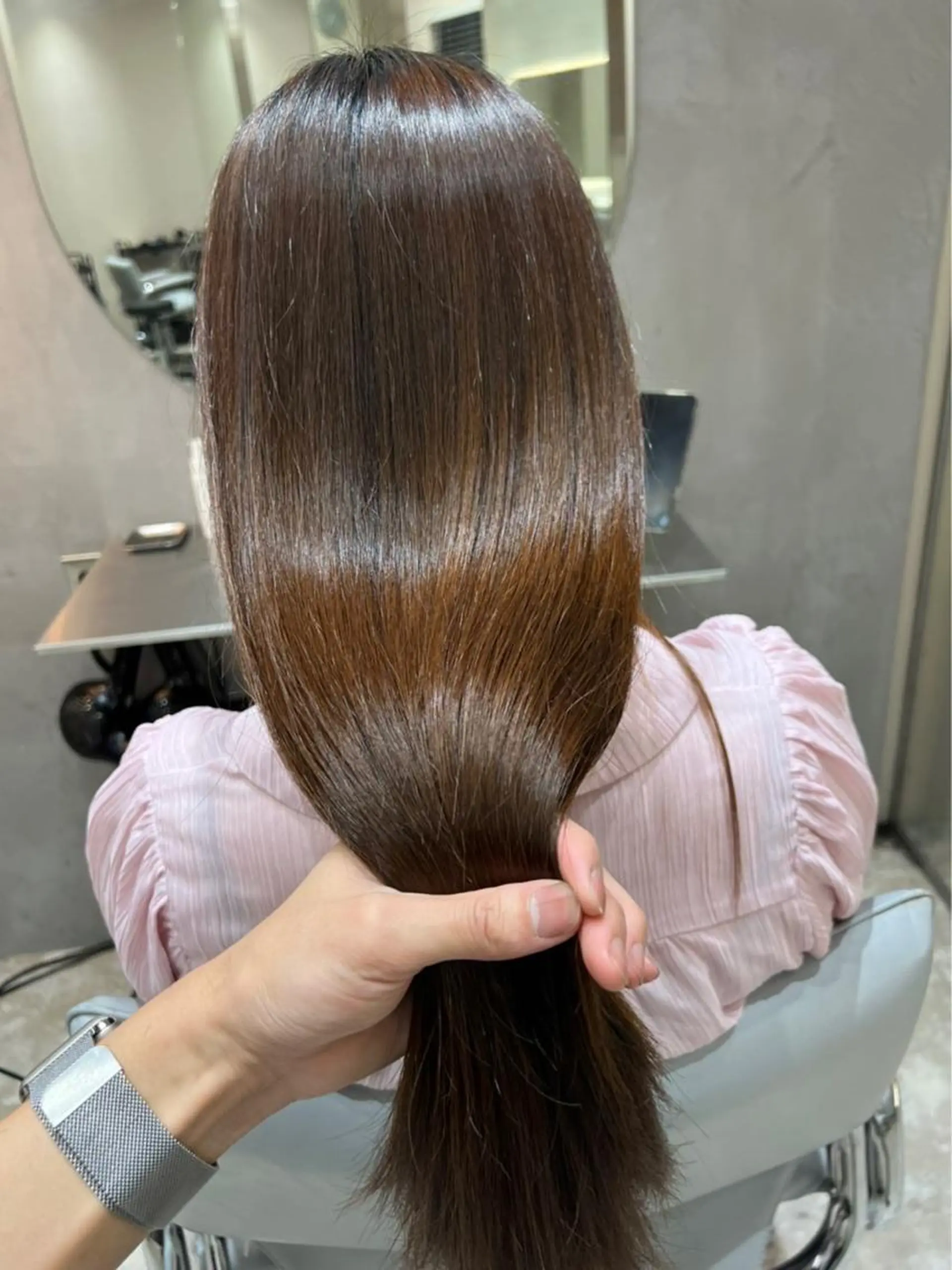 ミディアム カラー アディクシーカラー バレイヤージュ ブリーチ ケアブリーチ ダブルカラー 髪質改善デザイナー &mirai ryoのヘアスタイル