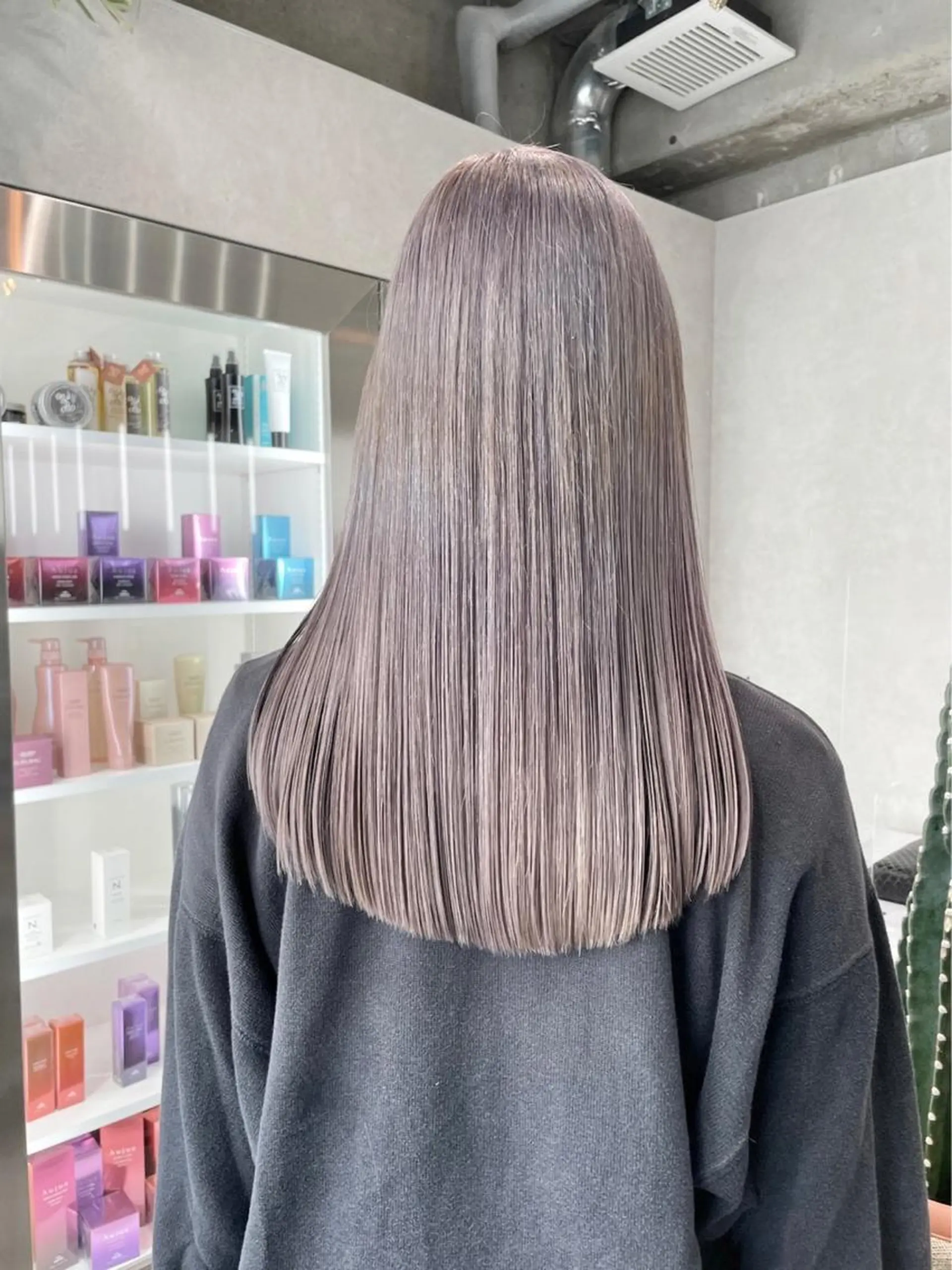 ロング カラー ダブルカラー イヤリングカラー ハイトーンカラー インナーカラー エクステ ヘアカラー 髪質改善&艶カラー/ ほんだあみ (♡)のヘアスタイル