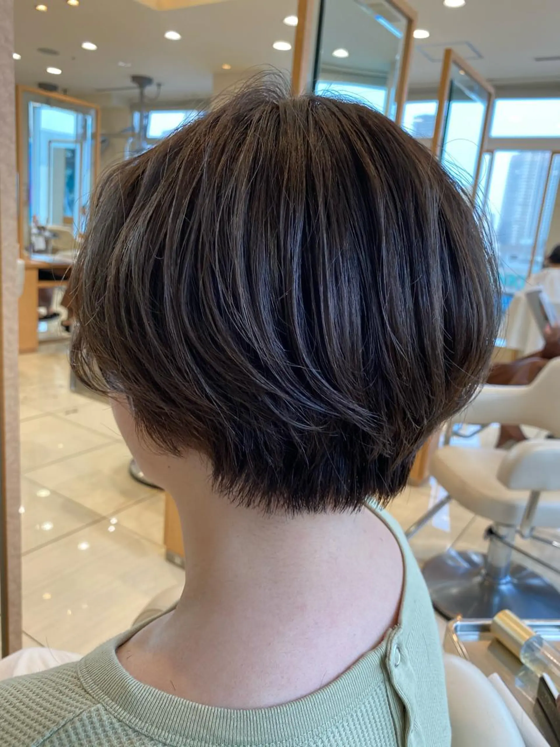 ショート 村山 豪歩のヘアスタイル