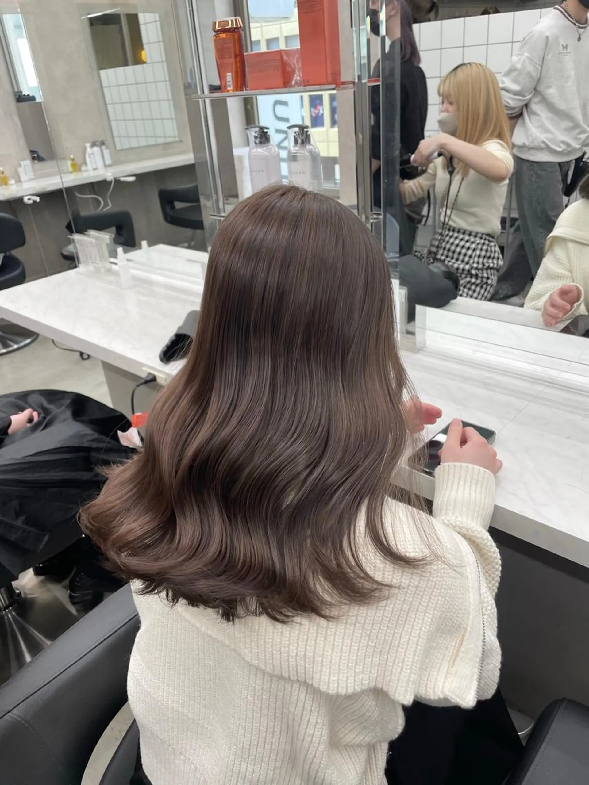 ロング カラー *モデル募集🤍横浜 透明感カラー🫧のヘアスタイル