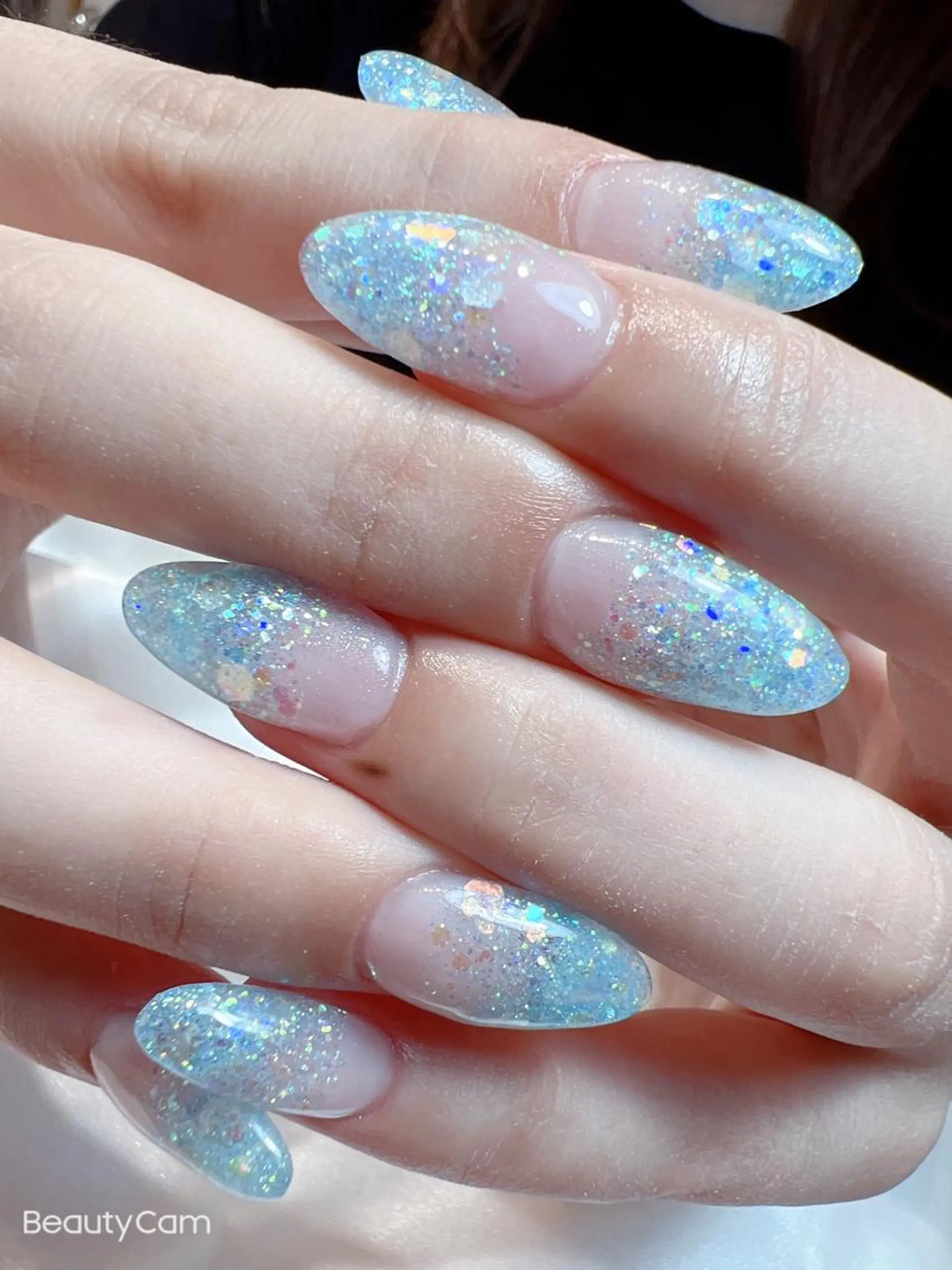 ネイル グラデーション ラメ(グリッター) ラメグラデーション スカルプネイル bijou nails　蓮のネイルデザイン