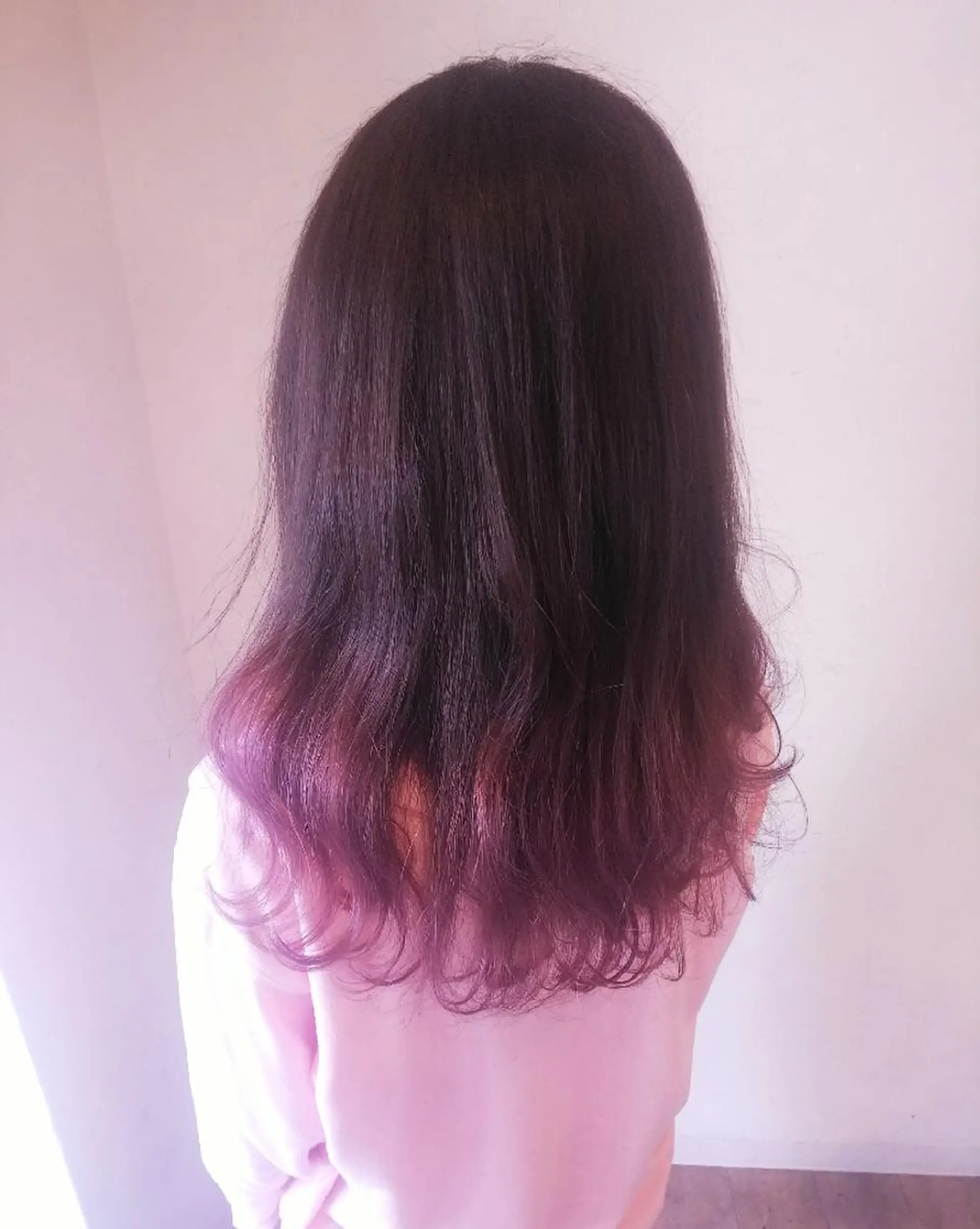 ロング カラー グラデーションカラー ピンクカラー RU RIのヘアスタイル