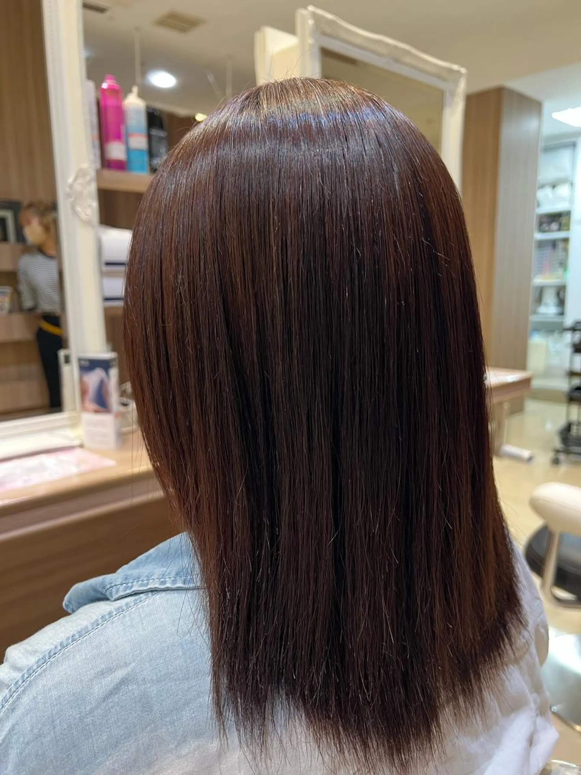 ミディアム ヘアカラー まとまる艶髪艶カラー 🤍内田さわか🎀のヘアスタイル