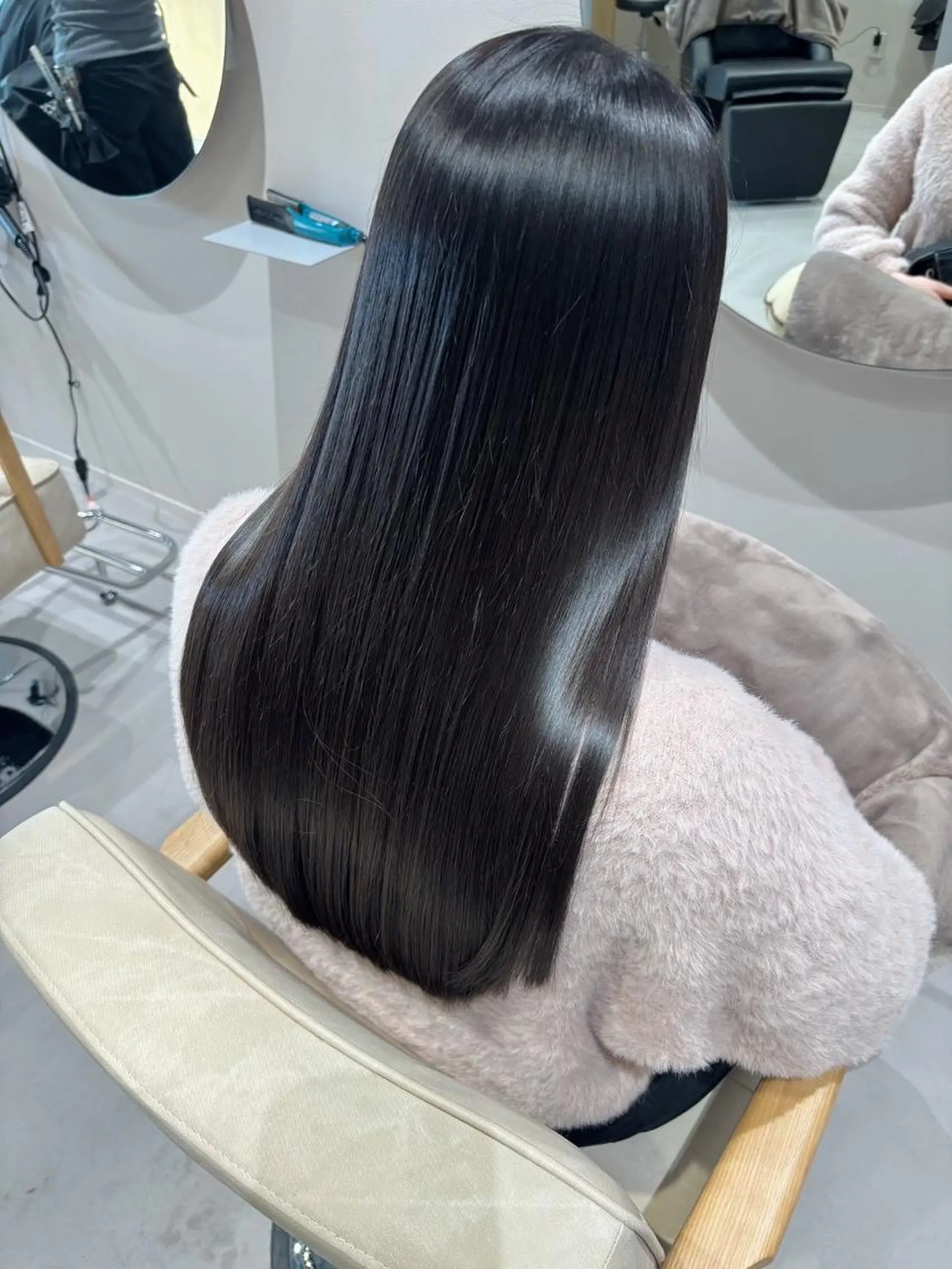 セミロング カラー ヘアカラー トリートメント レイヤーカットが得意 ✨村田和佳のヘアスタイル