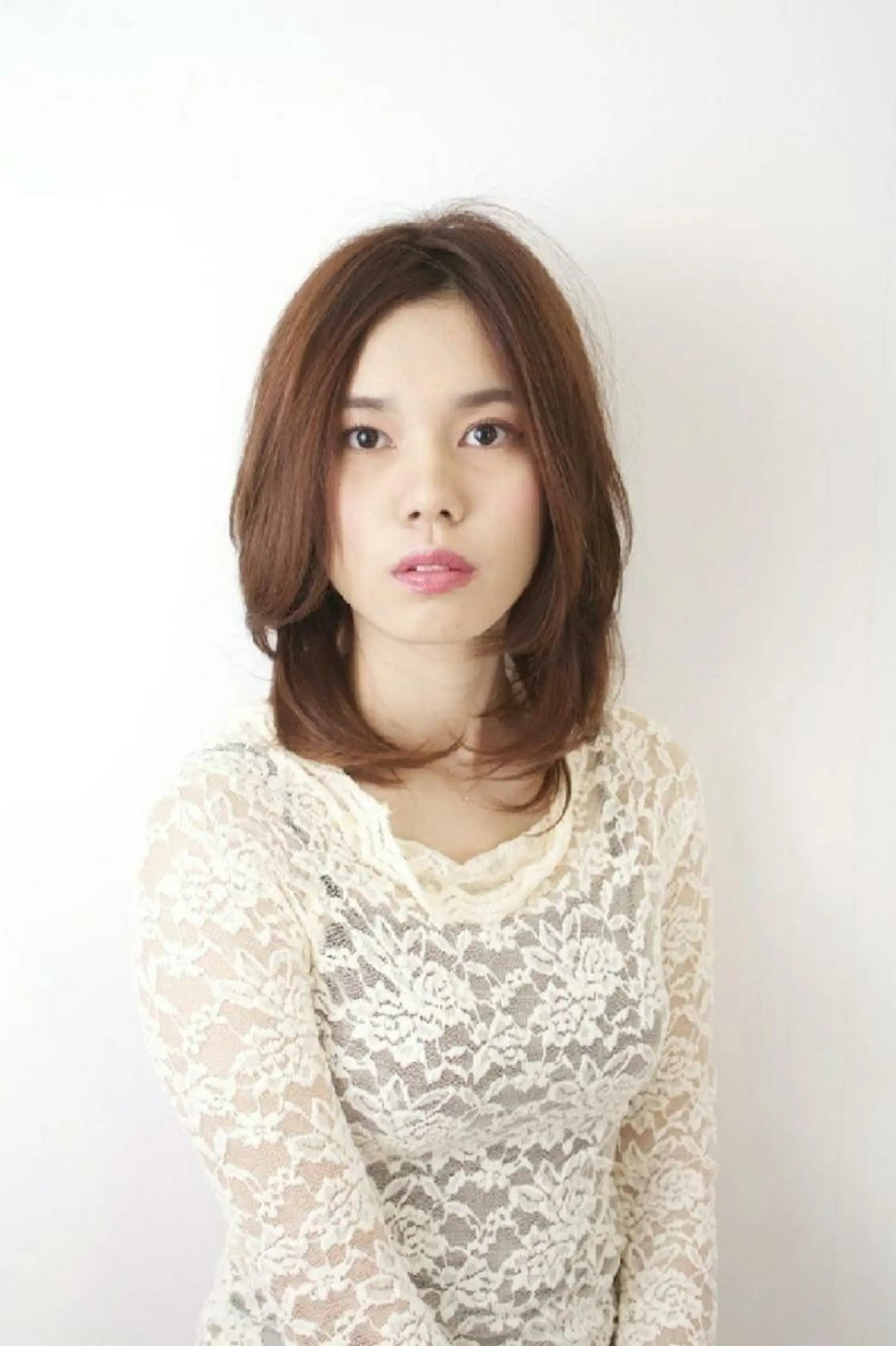 セミロング カラー カット ヘアカラー トリートメント 韓国レイヤー柔らかい 地毛風縮毛矯正／マツのヘアスタイル