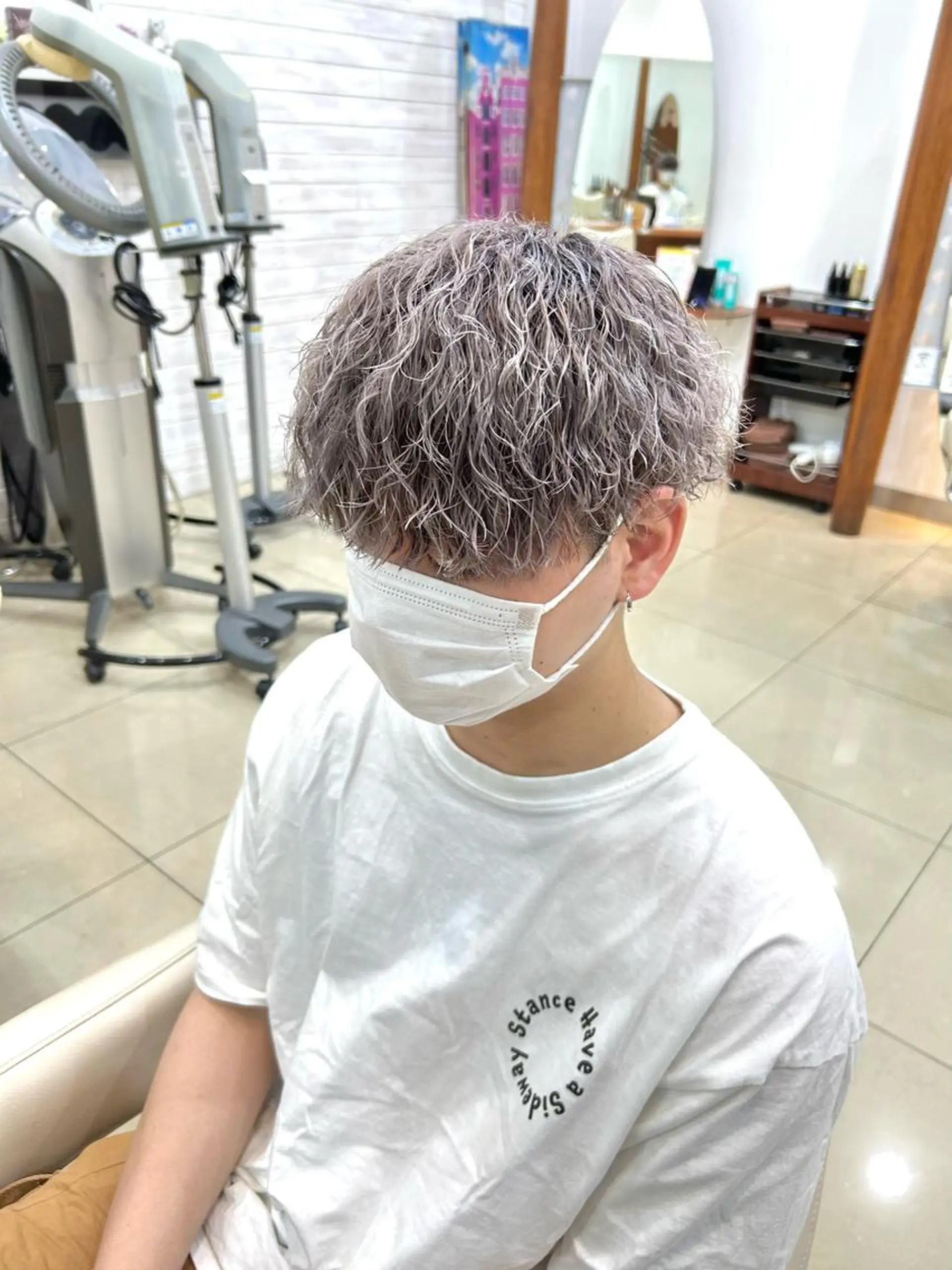 ショート カラー パーマ メンズ 岡田大志🇰🇷 中/韓メンズヘアのヘアスタイル