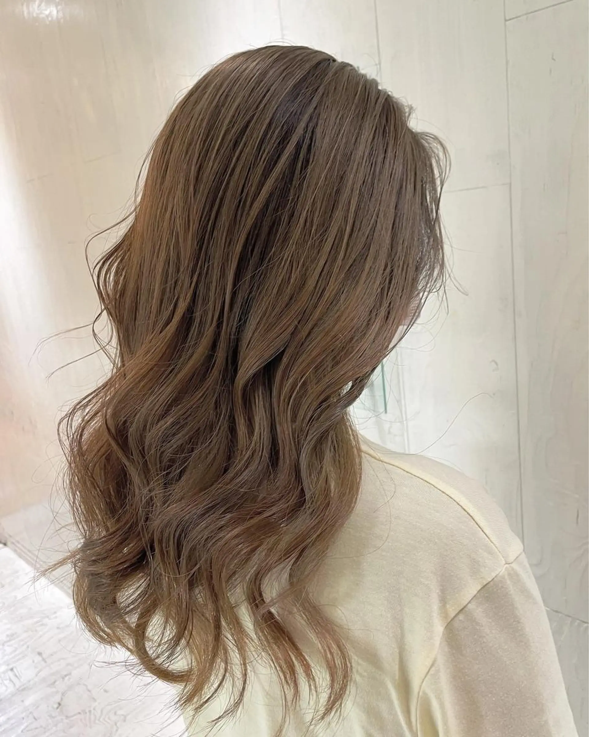 ロング カラー アッシュ ベージュカラー ケアカラー 透明感カラー 外国人風カラー ヘアカラー トリートメント 河合秀明/ショート /ボブ/レイヤーのヘアスタイル