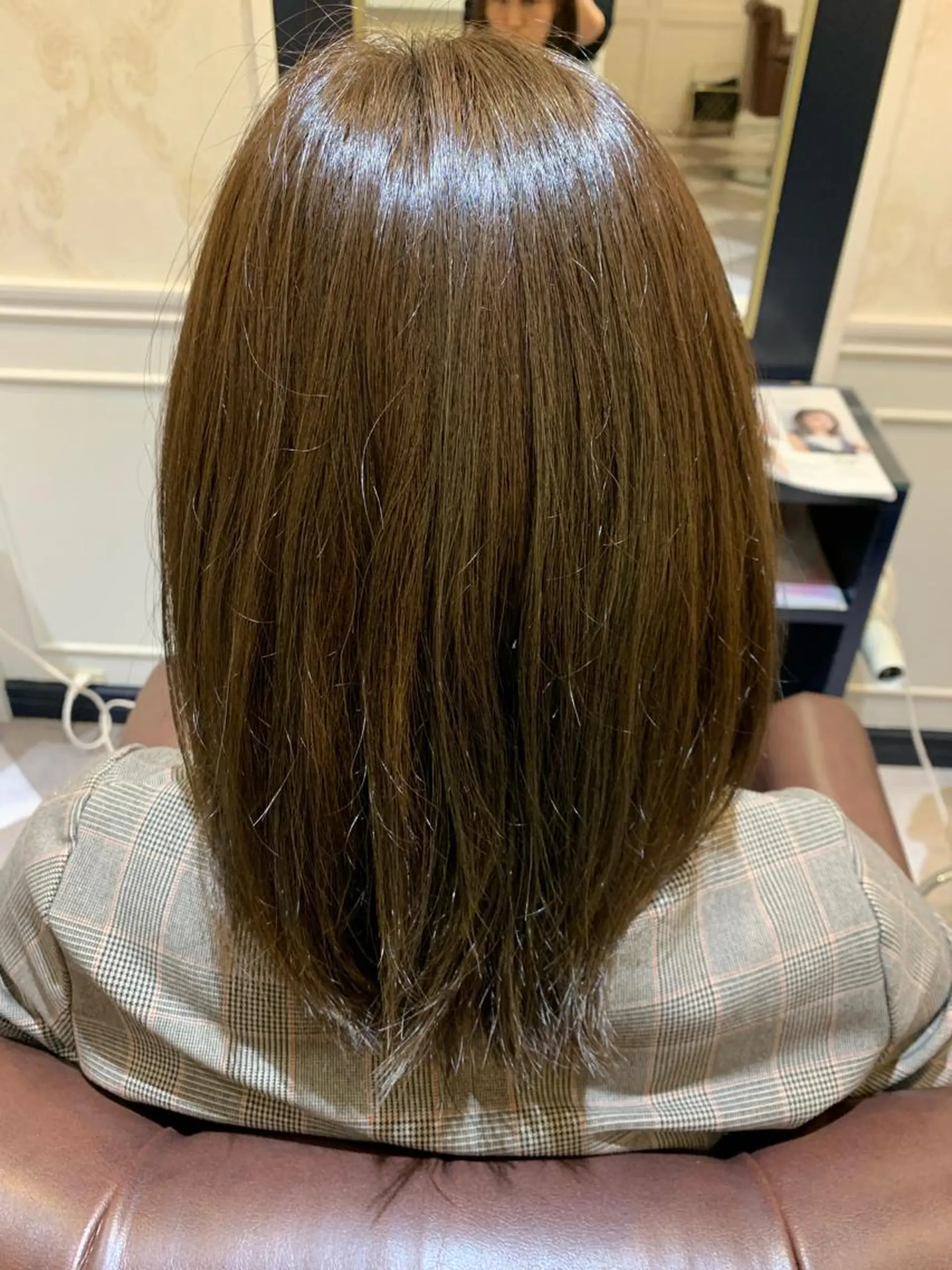 ショート カラー 粟田 めぐみのヘアスタイル