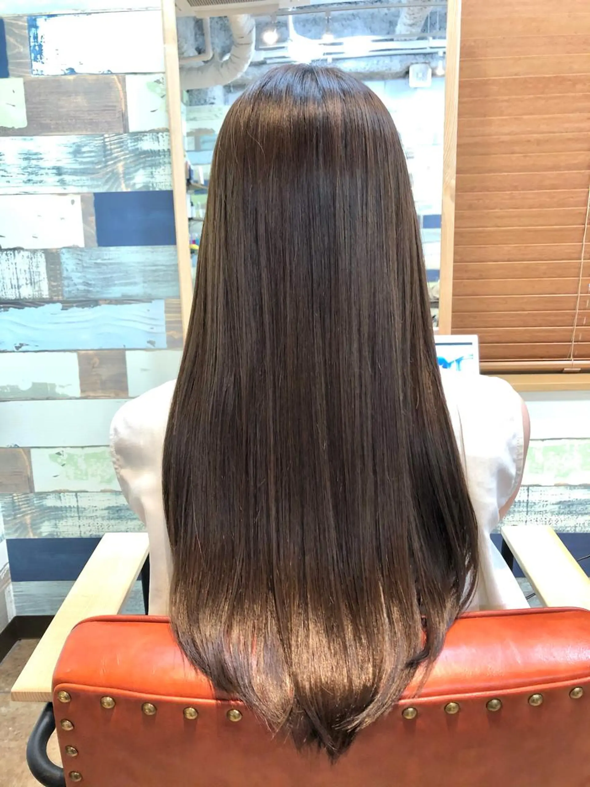 ロング カット 縮毛矯正 透明感カラー⭐️ 田嶋麗奈のヘアスタイル