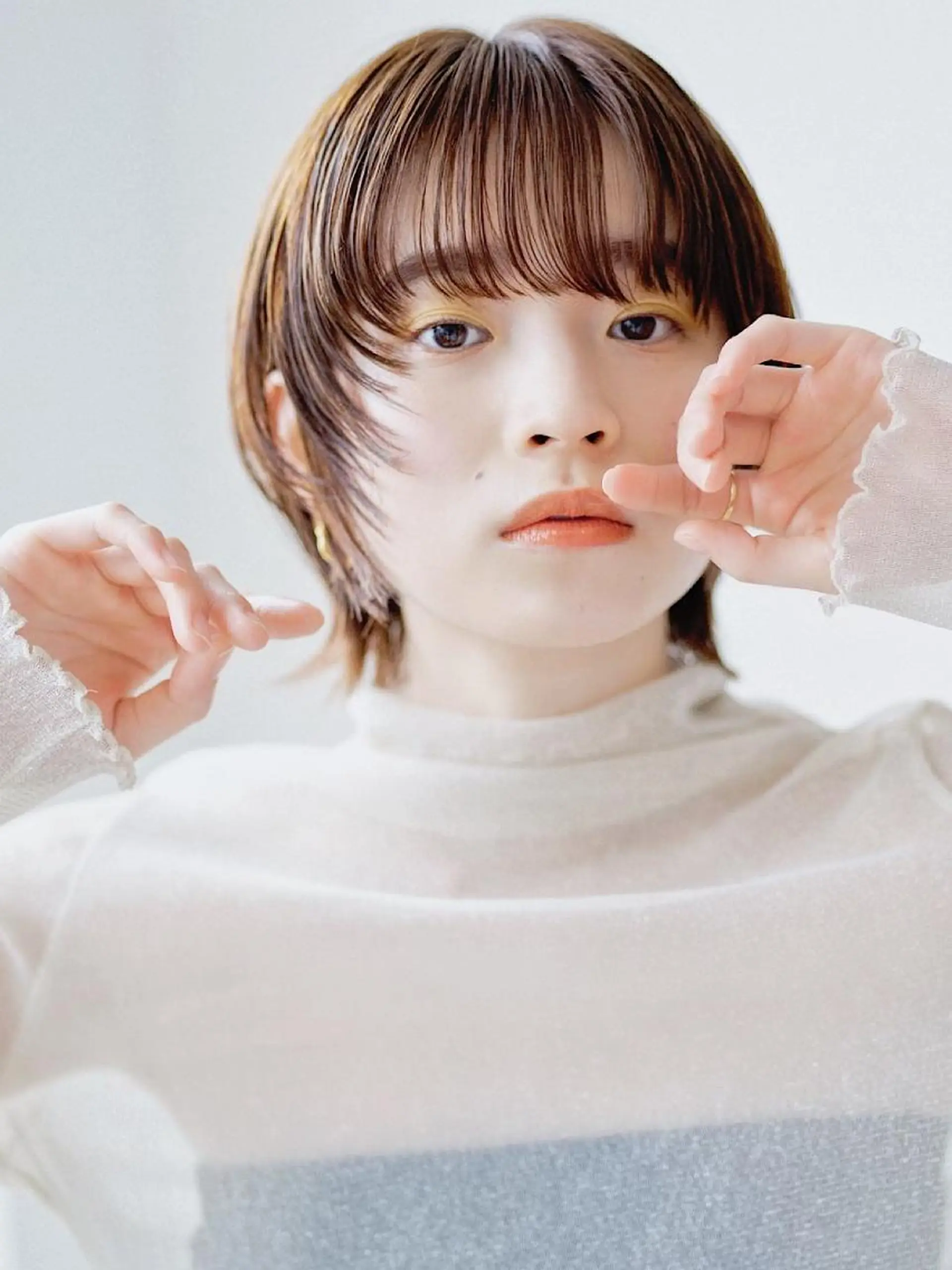 ショート 切りっぱなしボブ ショートボブ ボブ ハイライト シースルーバング 似合わせ/茅ヶ崎 スズキ タクマのヘアスタイル