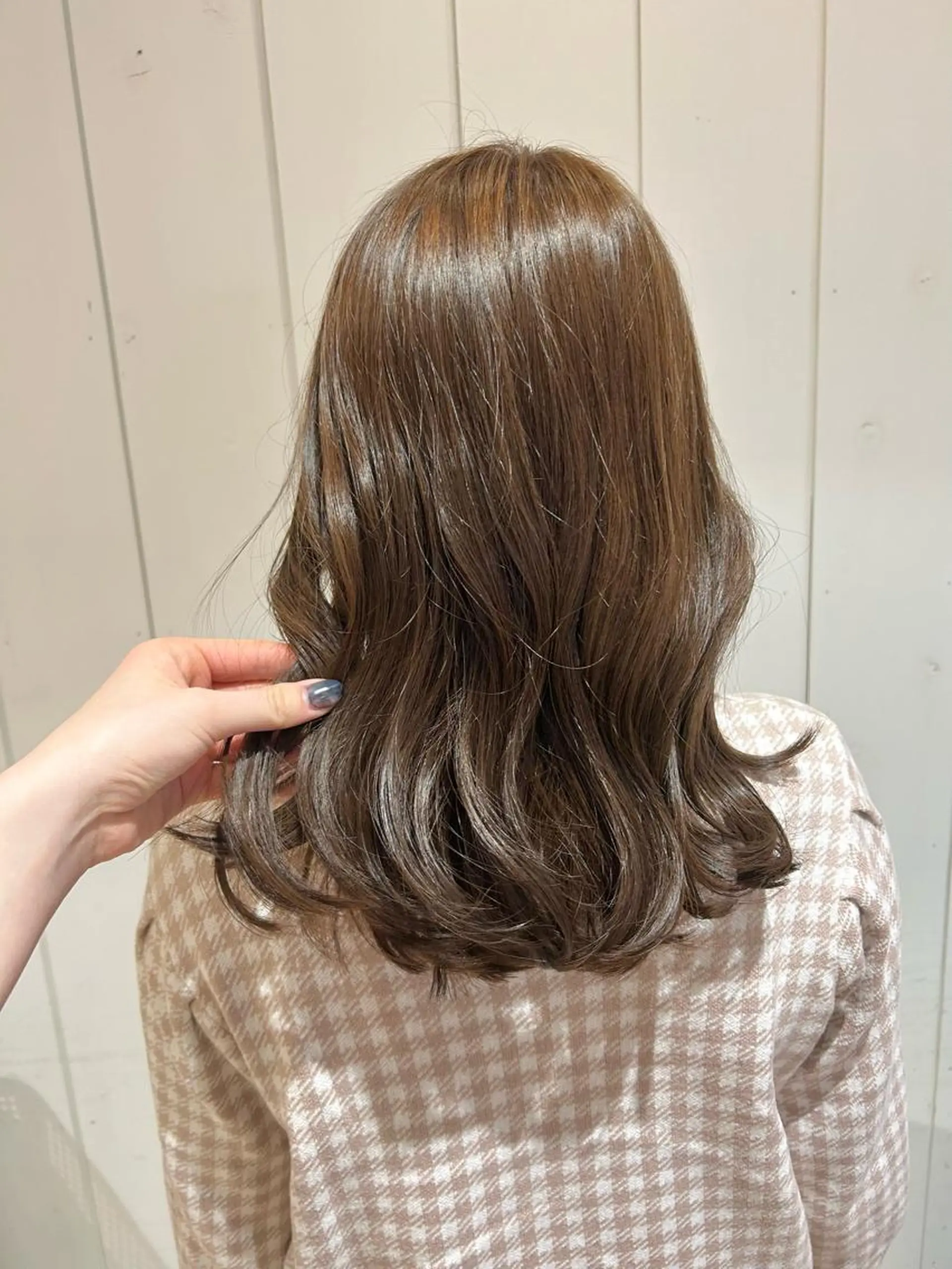 セミロング カラー ベージュカラー 🫧顔周りカット 🫧樫村優香のヘアスタイル