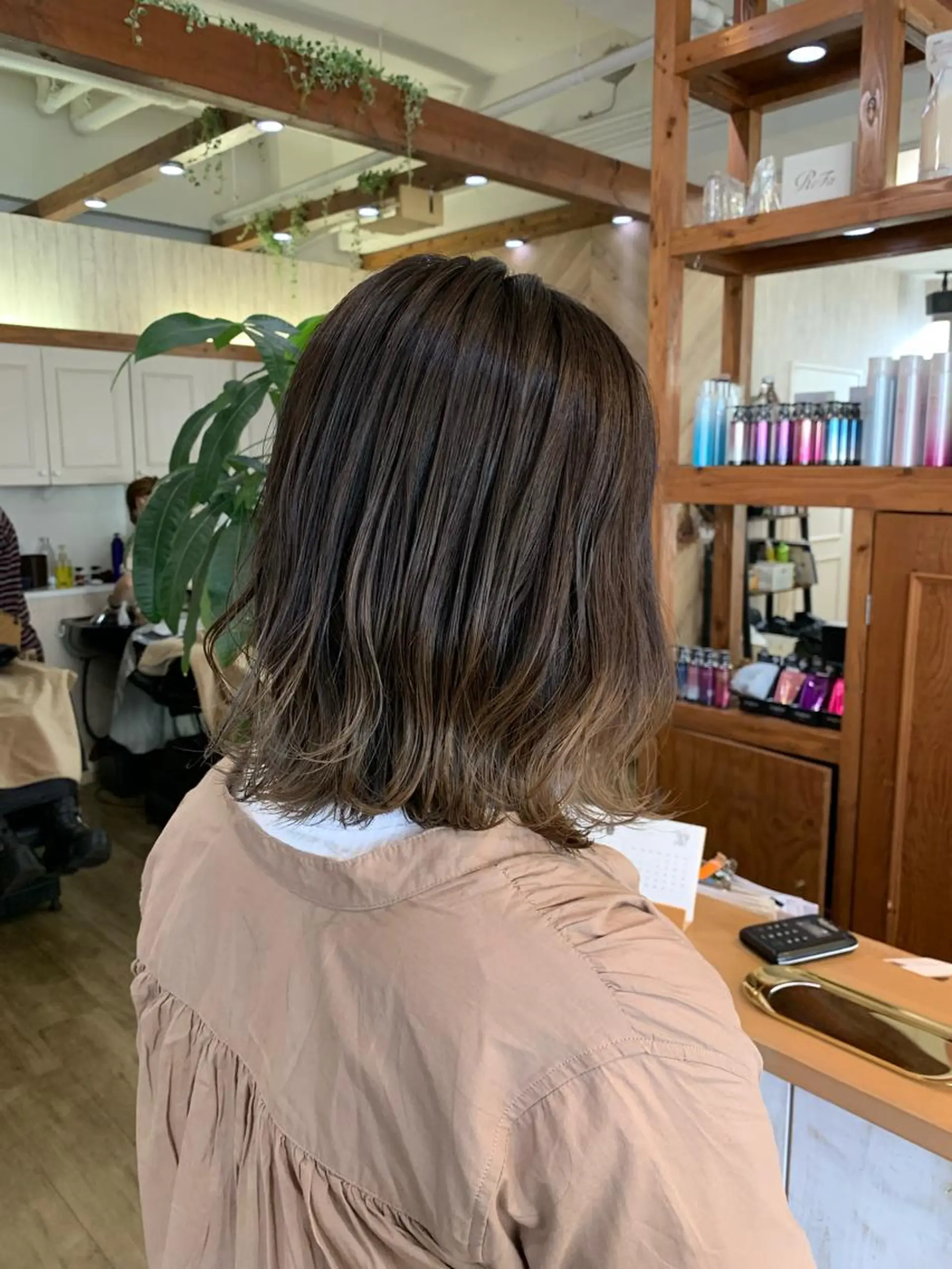 ミディアム カラー グラデーションカラー 本町/新町/心斎橋 透明感カラーSANCのヘアスタイル