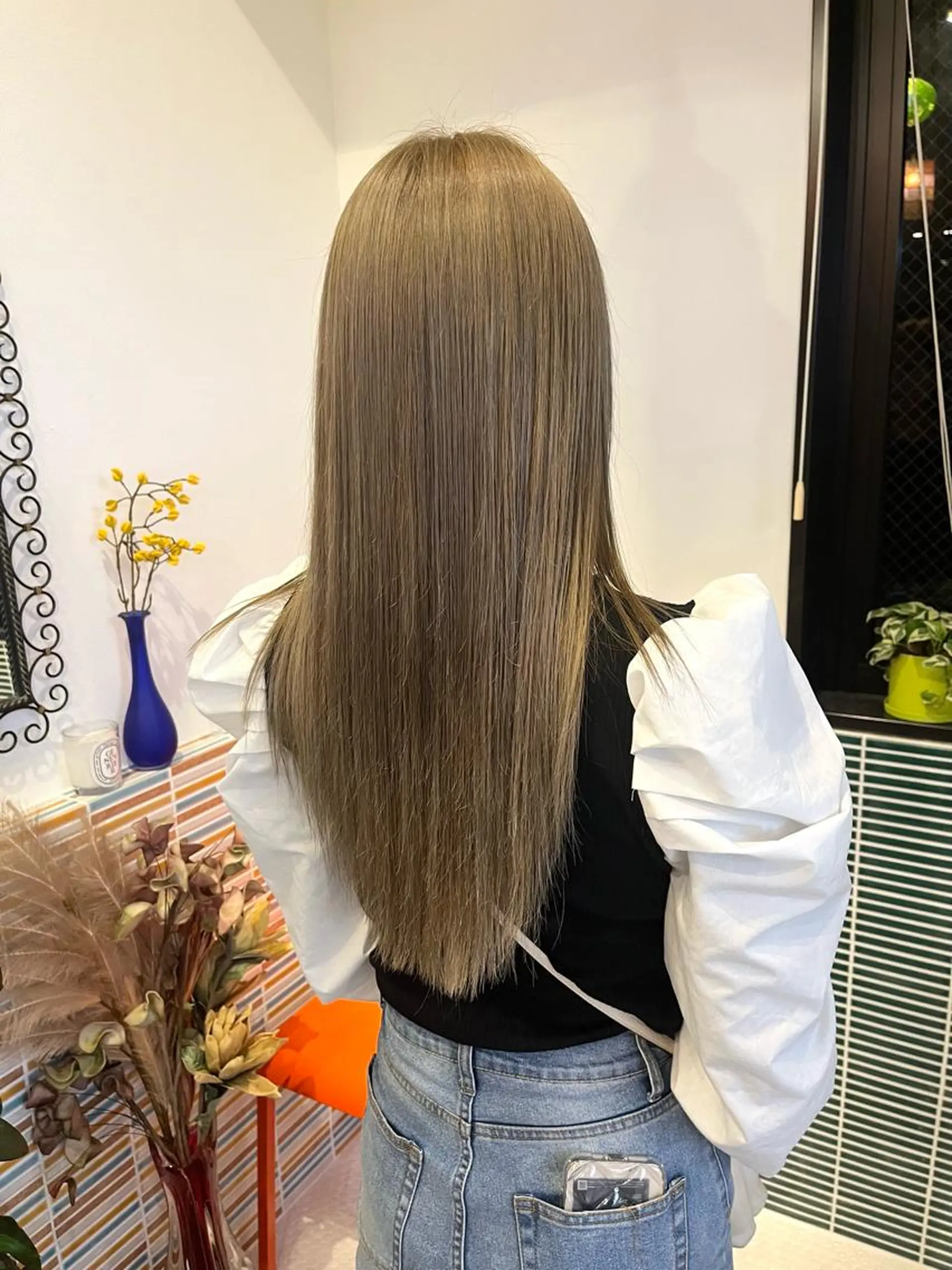 セミロング カラー ベージュカラー ブリーチ カット ヘアカラー トリートメント 🩷ハイトーン透明感 レイヤー🩷ユリカのヘアスタイル