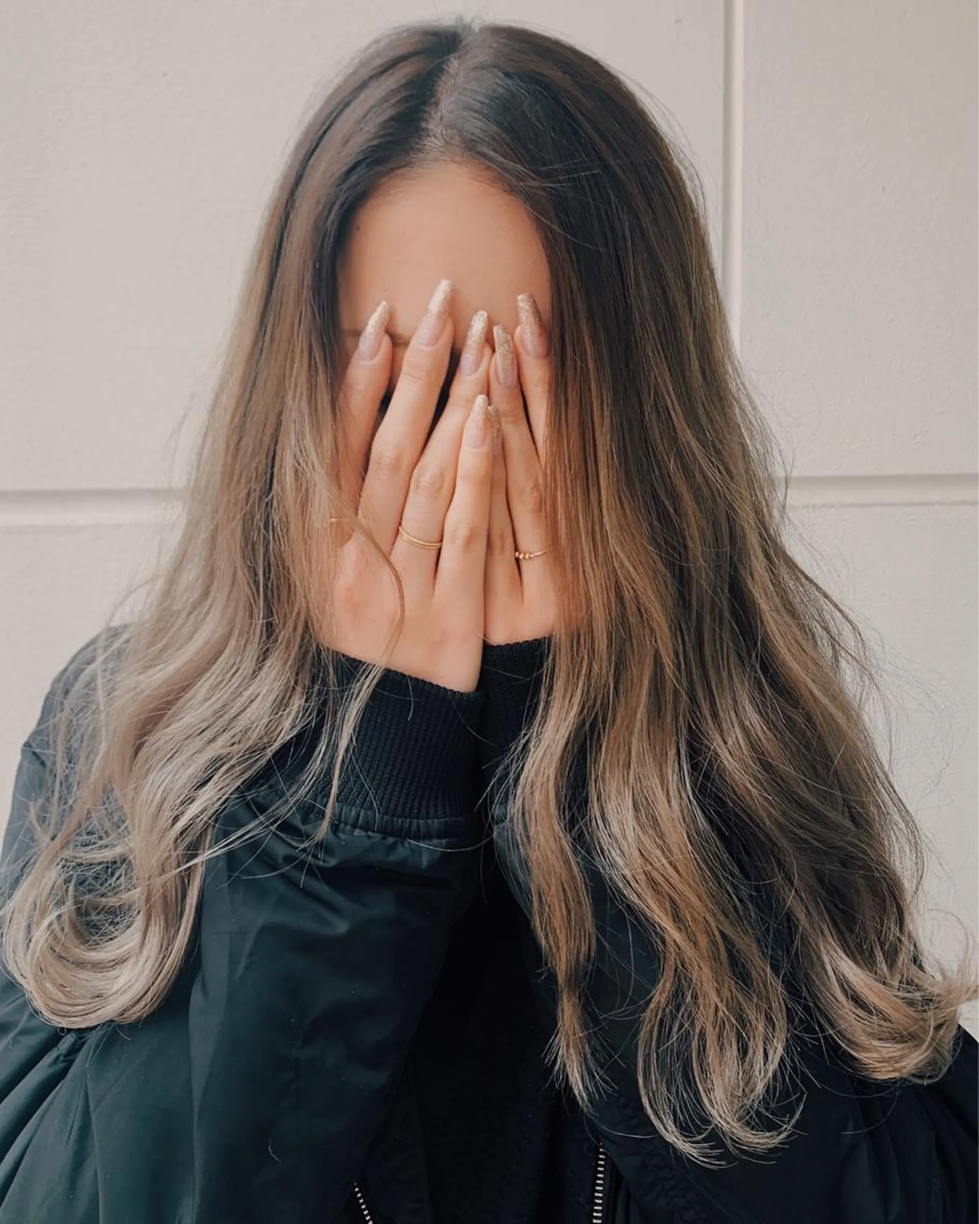 ロング カラー ヘアアレンジ バレイヤージュ レイヤーカット ヘアカラー トリートメント 縮毛矯正 髪質改善寺坂雄飛💐のヘアスタイル