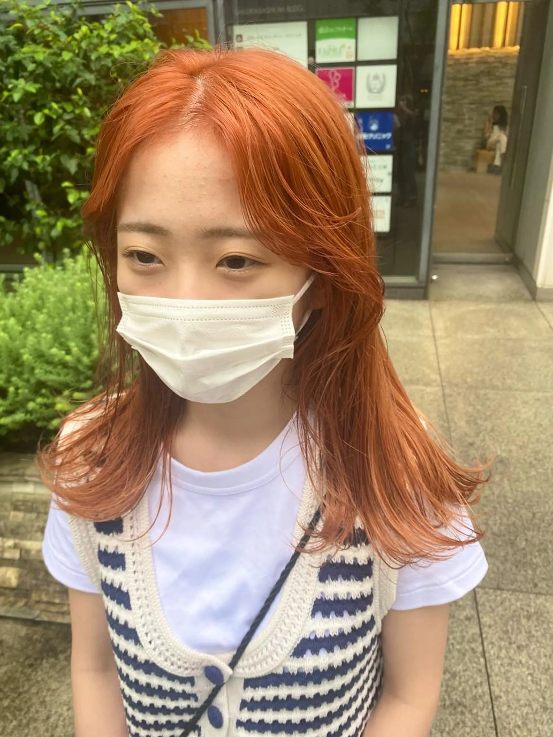 セミロング ネイル デザインカラー/ボブ ブリーチカラー/ユリのヘアスタイル