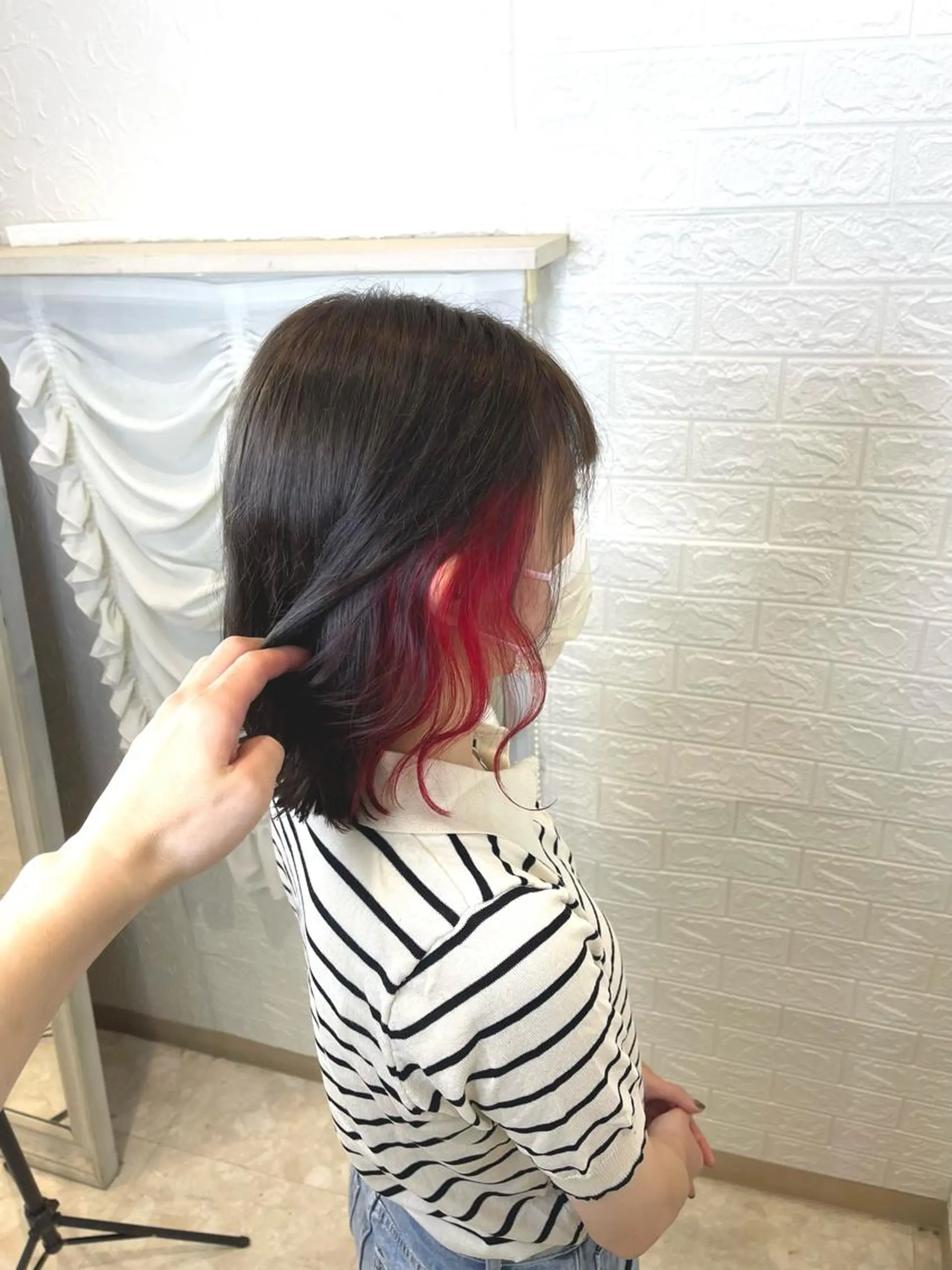 ミディアム カラー カット ヘアカラー トリートメント 六反 仁哉のヘアスタイル