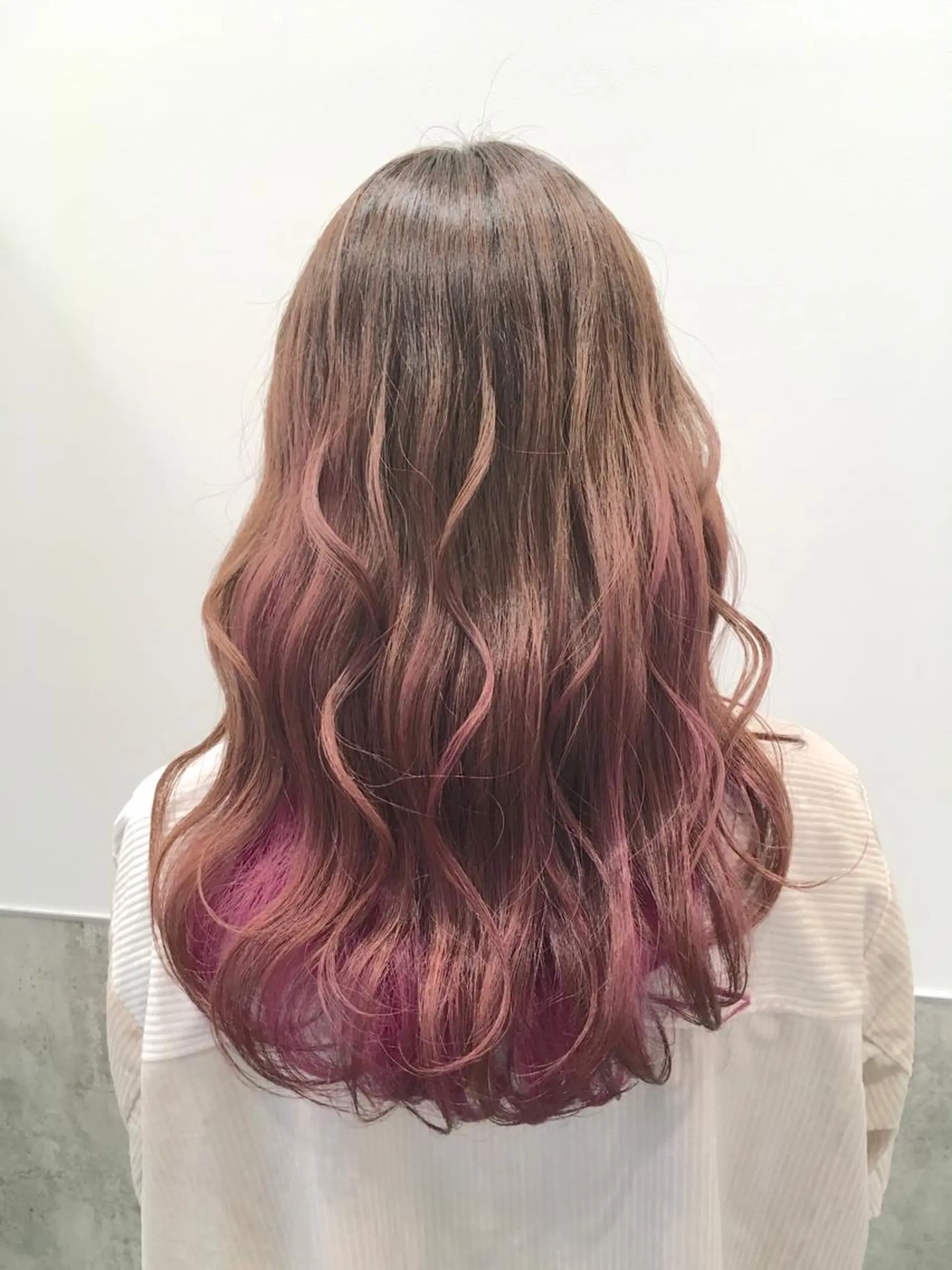 ロング カラー インナーカラー ヘアカラー トリートメント ヘアセット yoshi ☆のヘアスタイル