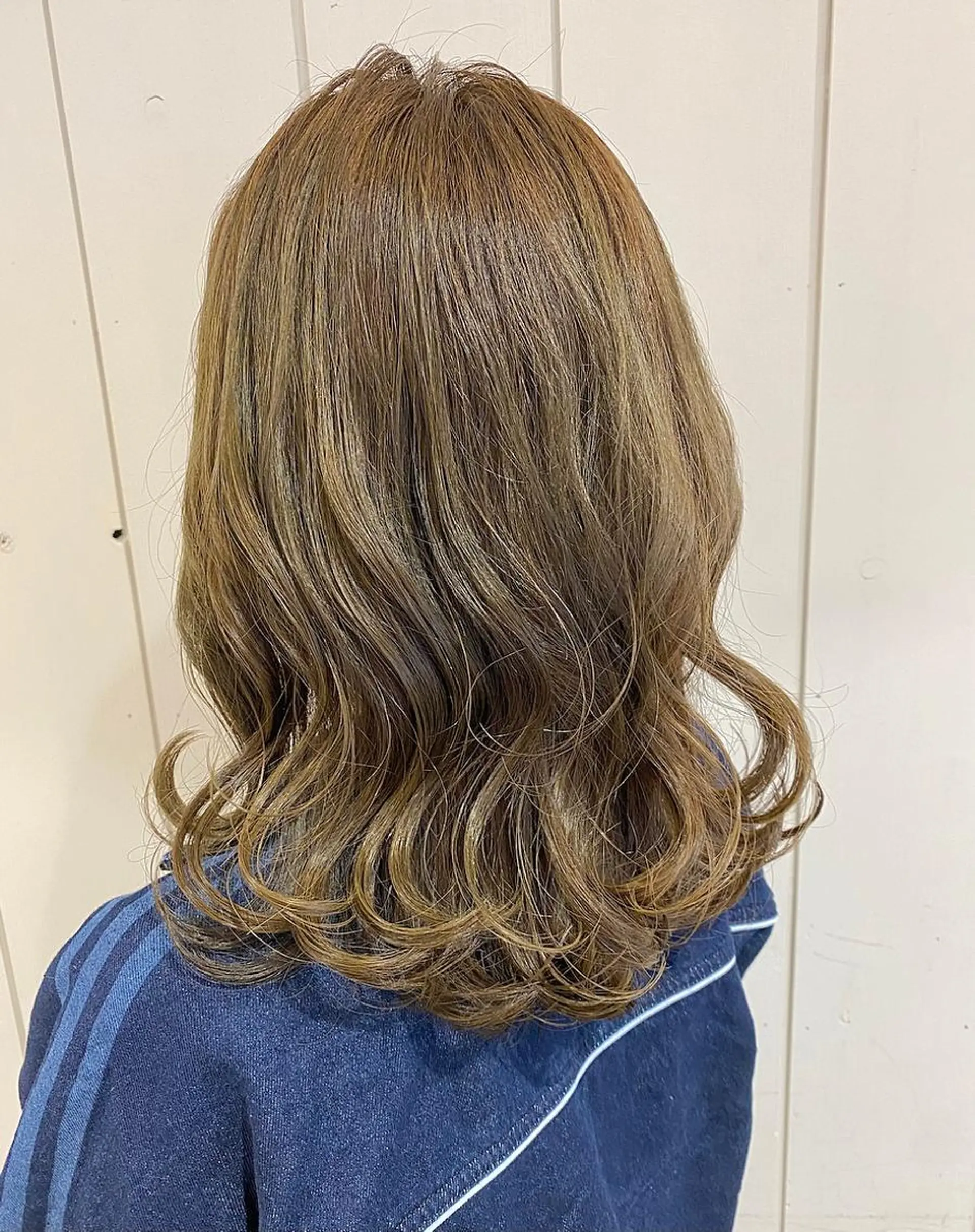 ミディアム 🫧顔周りカット 🫧樫村優香のヘアスタイル