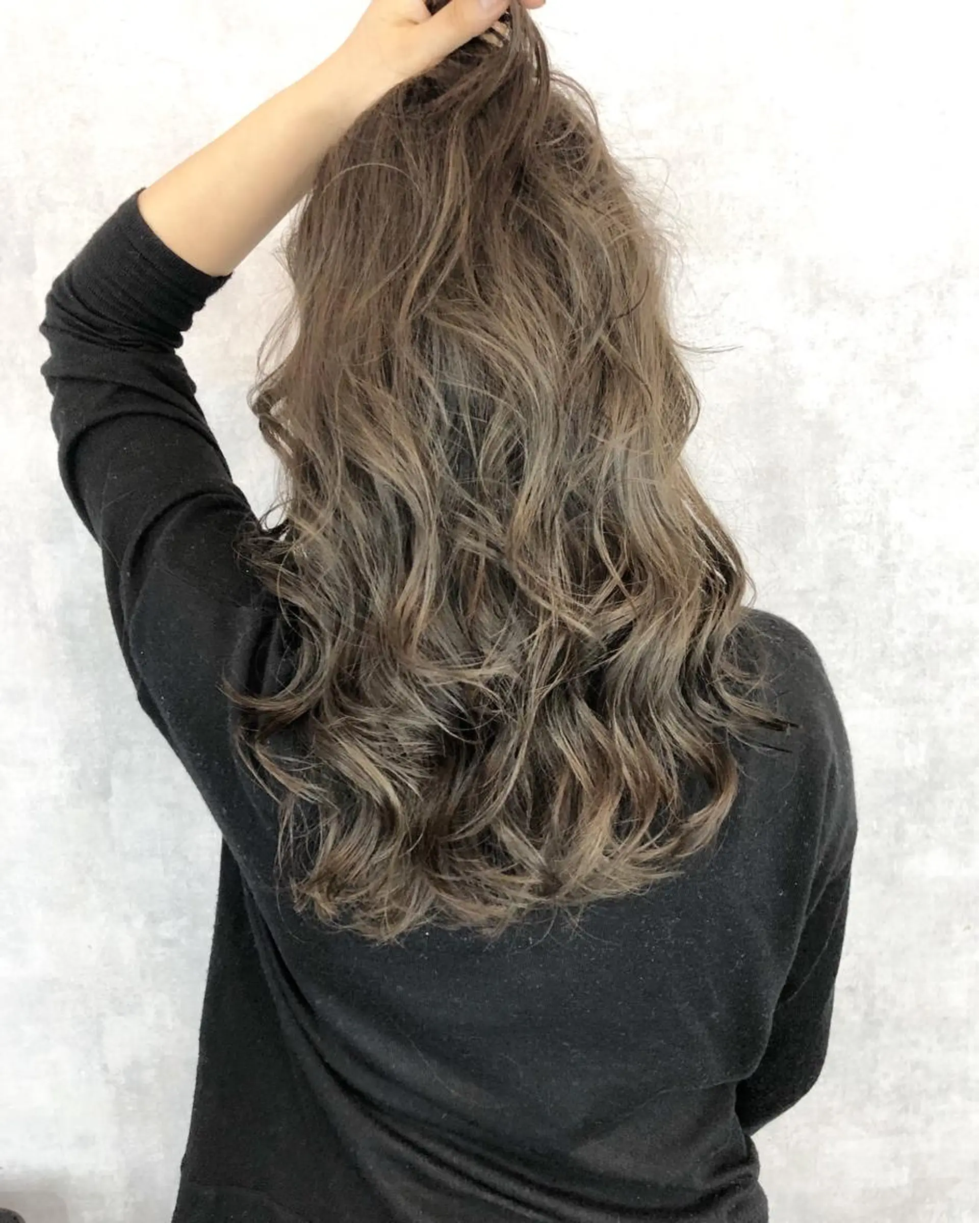 ロング カラー グレージュ レイヤーカット BLend 渋谷のヘアスタイル