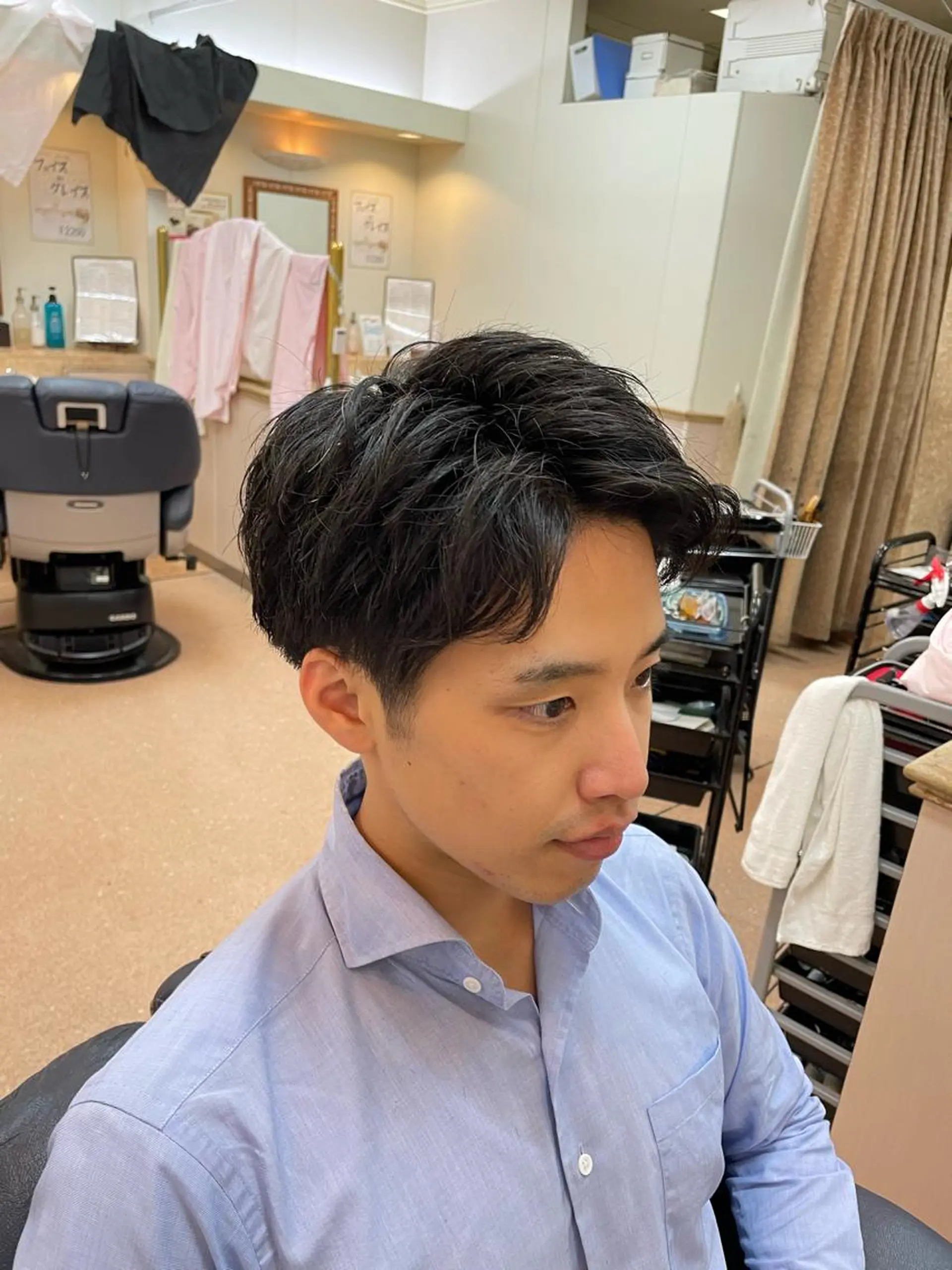 ミディアム カット 無料メンズカット❗️ 岡本晟我のヘアスタイル