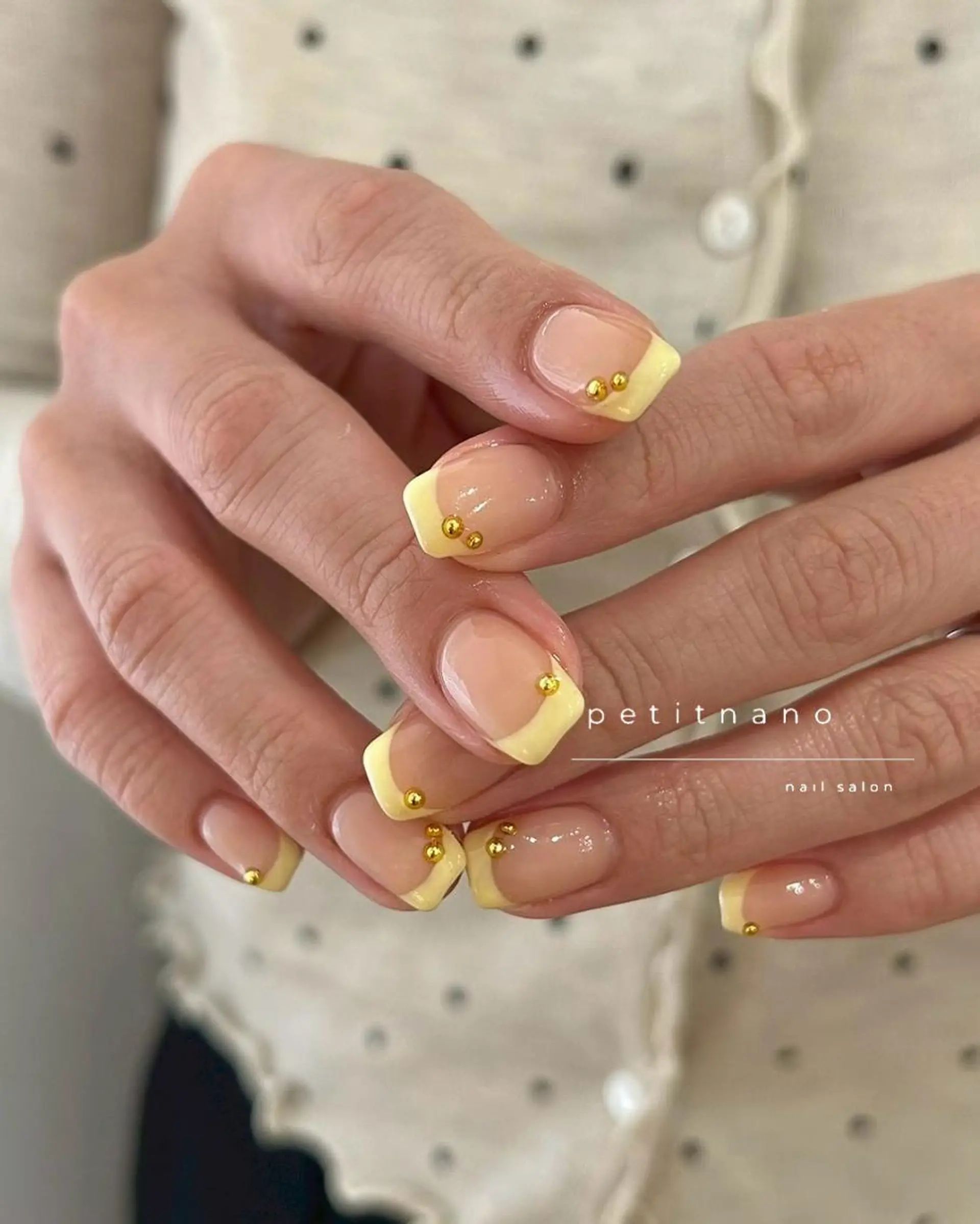 ネイル フレンチネイル オフィスネイル 黄色 ハンドネイル nail◯ petitnanoのネイルデザイン