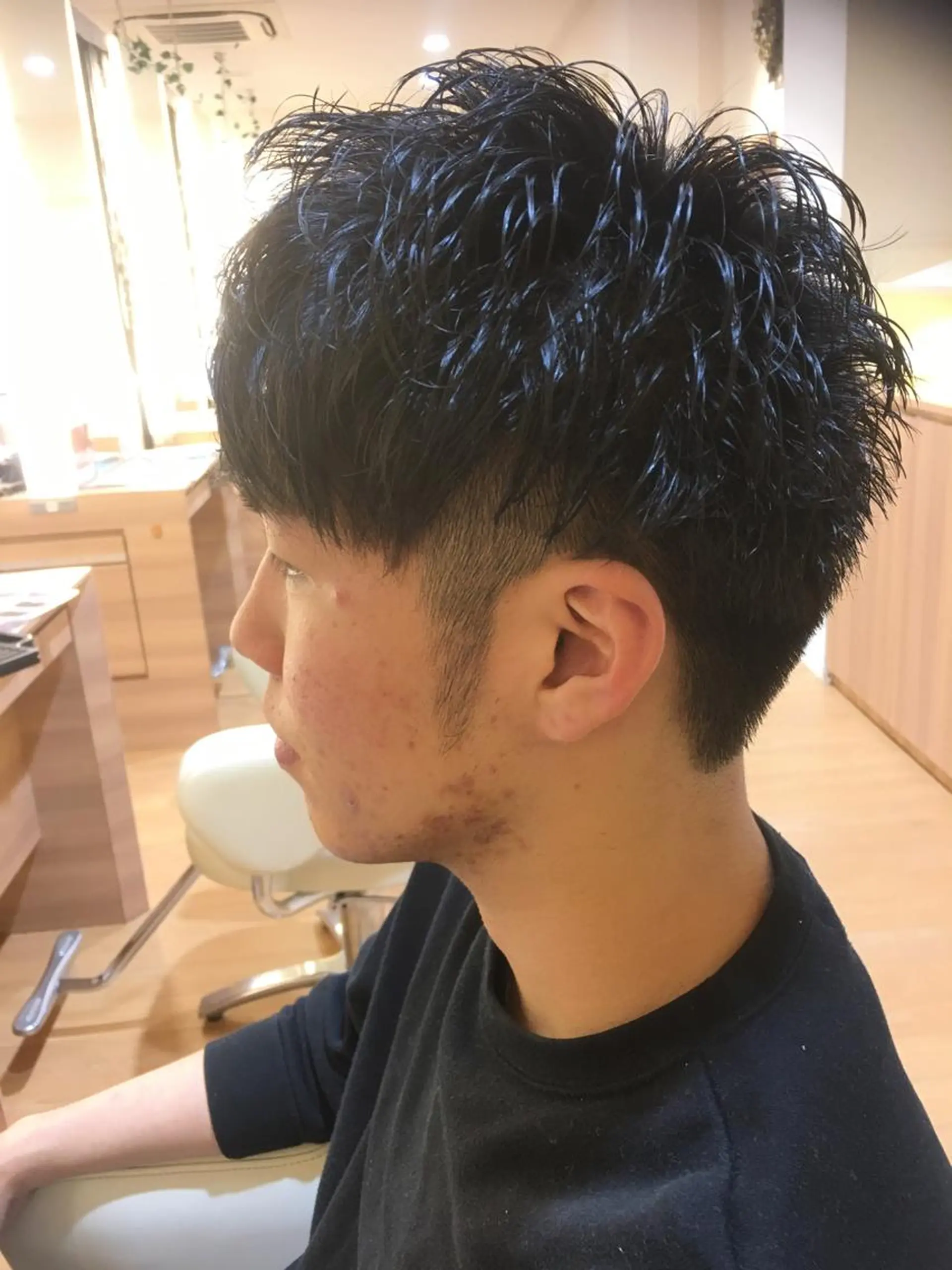 ショート パーマ メンズ メンズカット 三村洸斗のヘアスタイル
