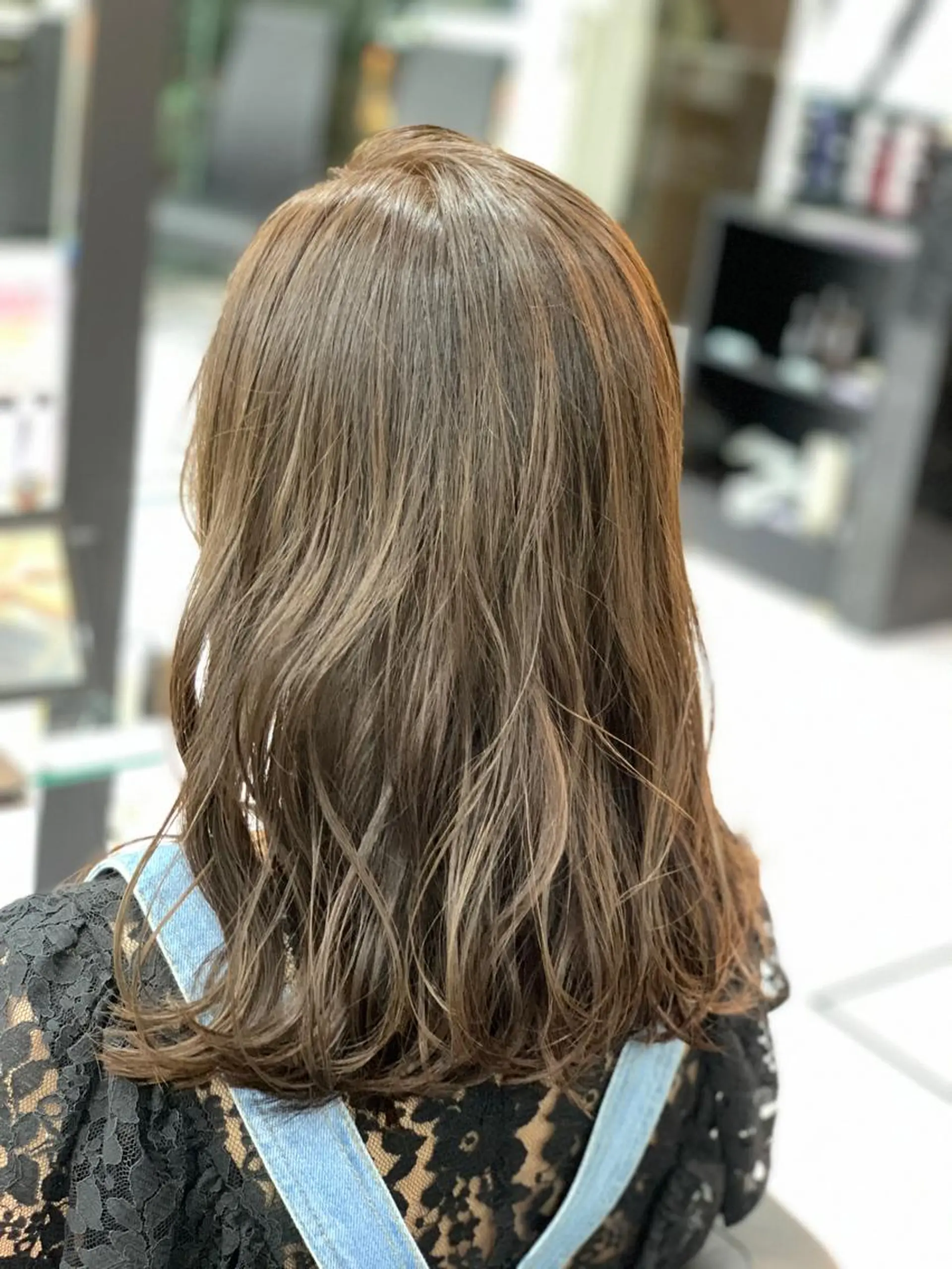 セミロング カラー ヘアアレンジ 💠 AYAKA💠のヘアスタイル