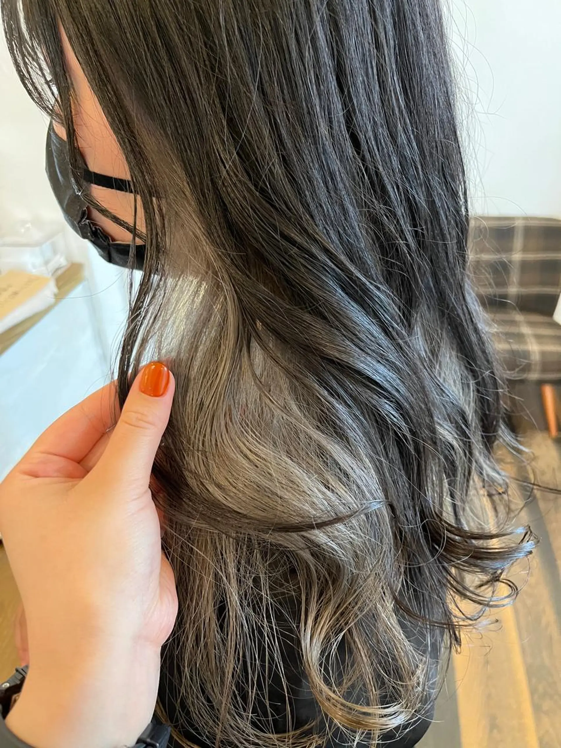 ロング カラー 伊藤ゆかり/髪質改善 /透明感カラーのヘアスタイル