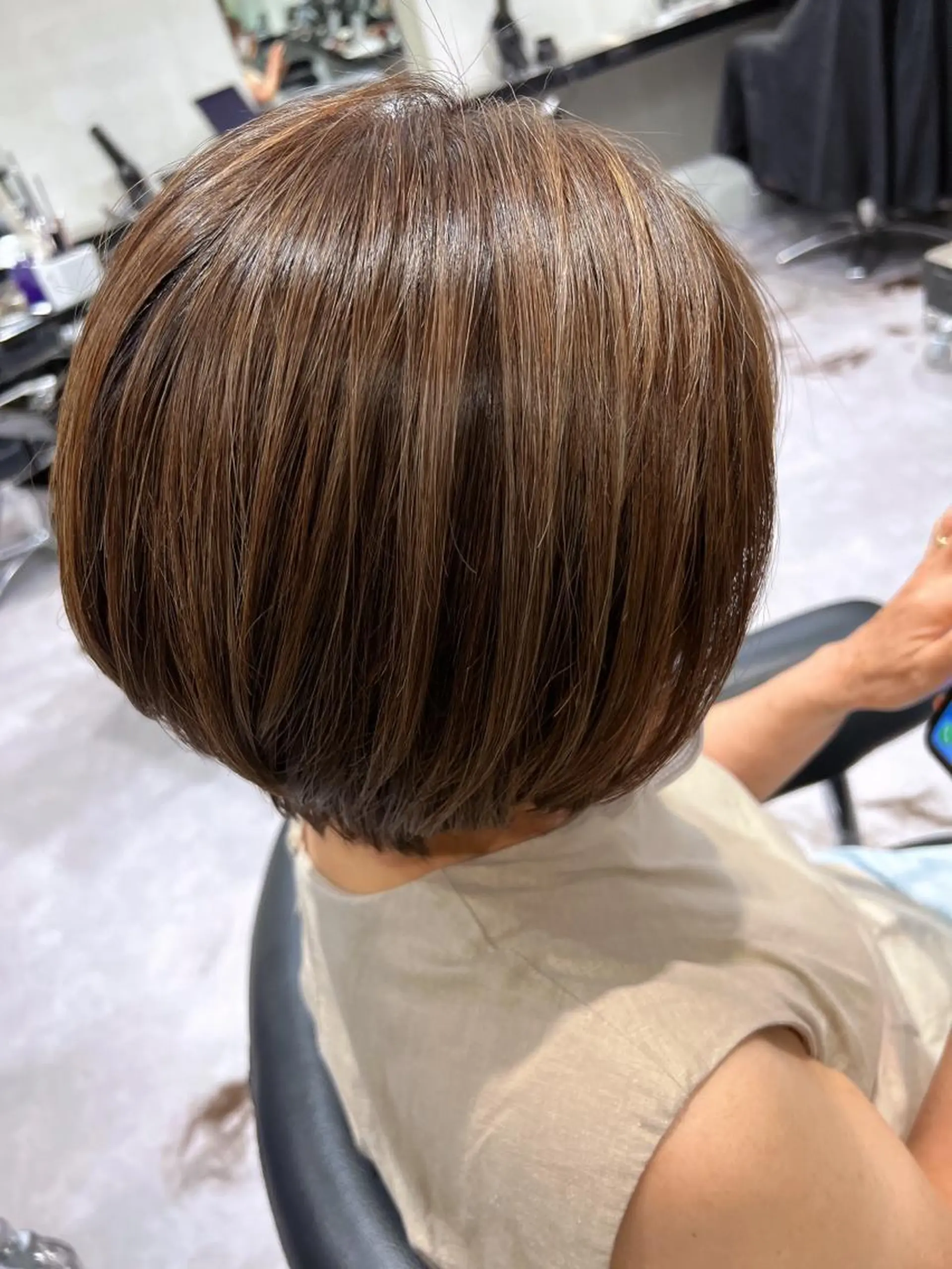 カラー 石井 潤のヘアスタイル