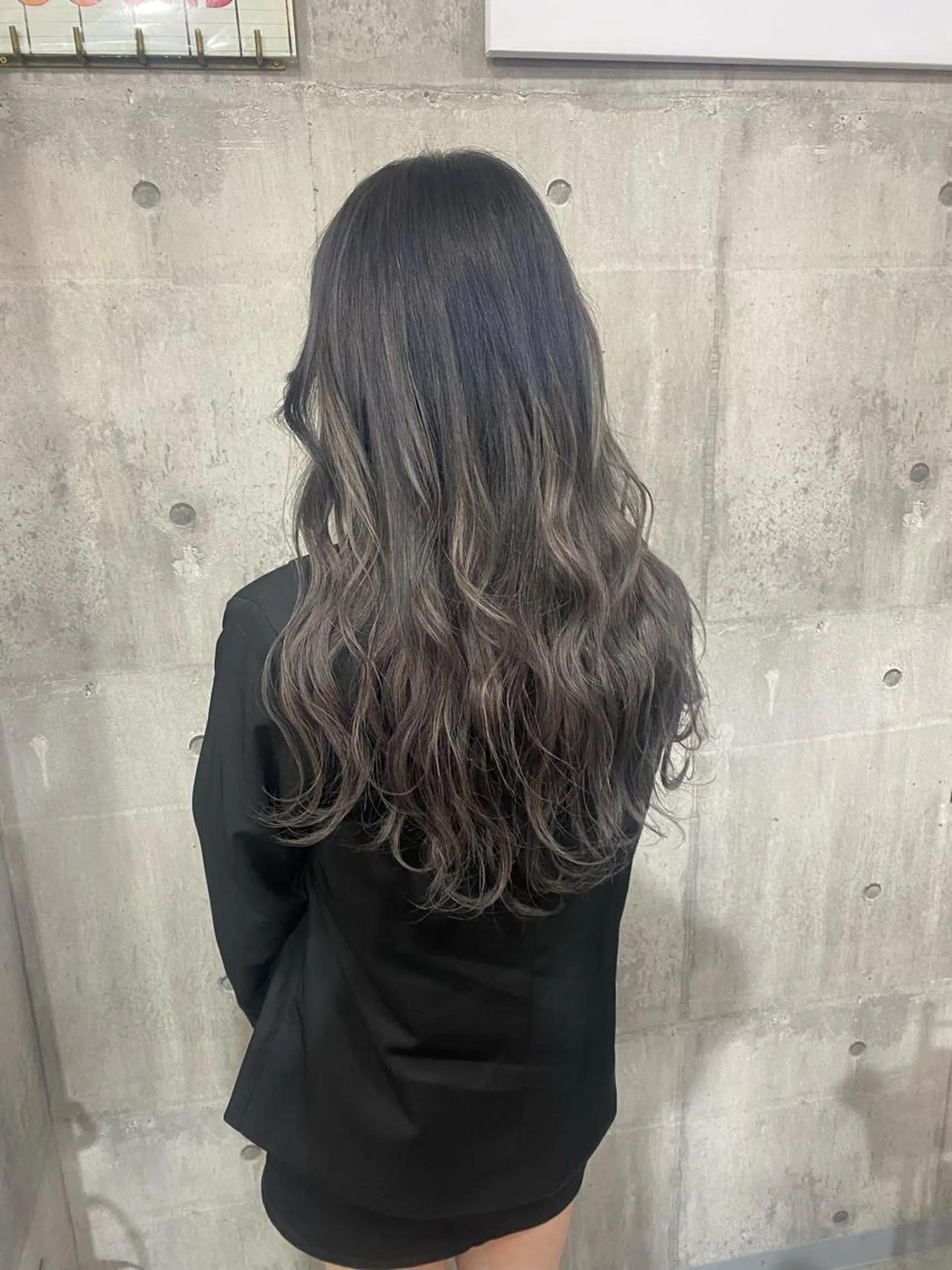 ロング カラー バレイヤージュ エクステ レイヤーカット SHURI❤️‍🔥 中/韓mix ♡のヘアスタイル