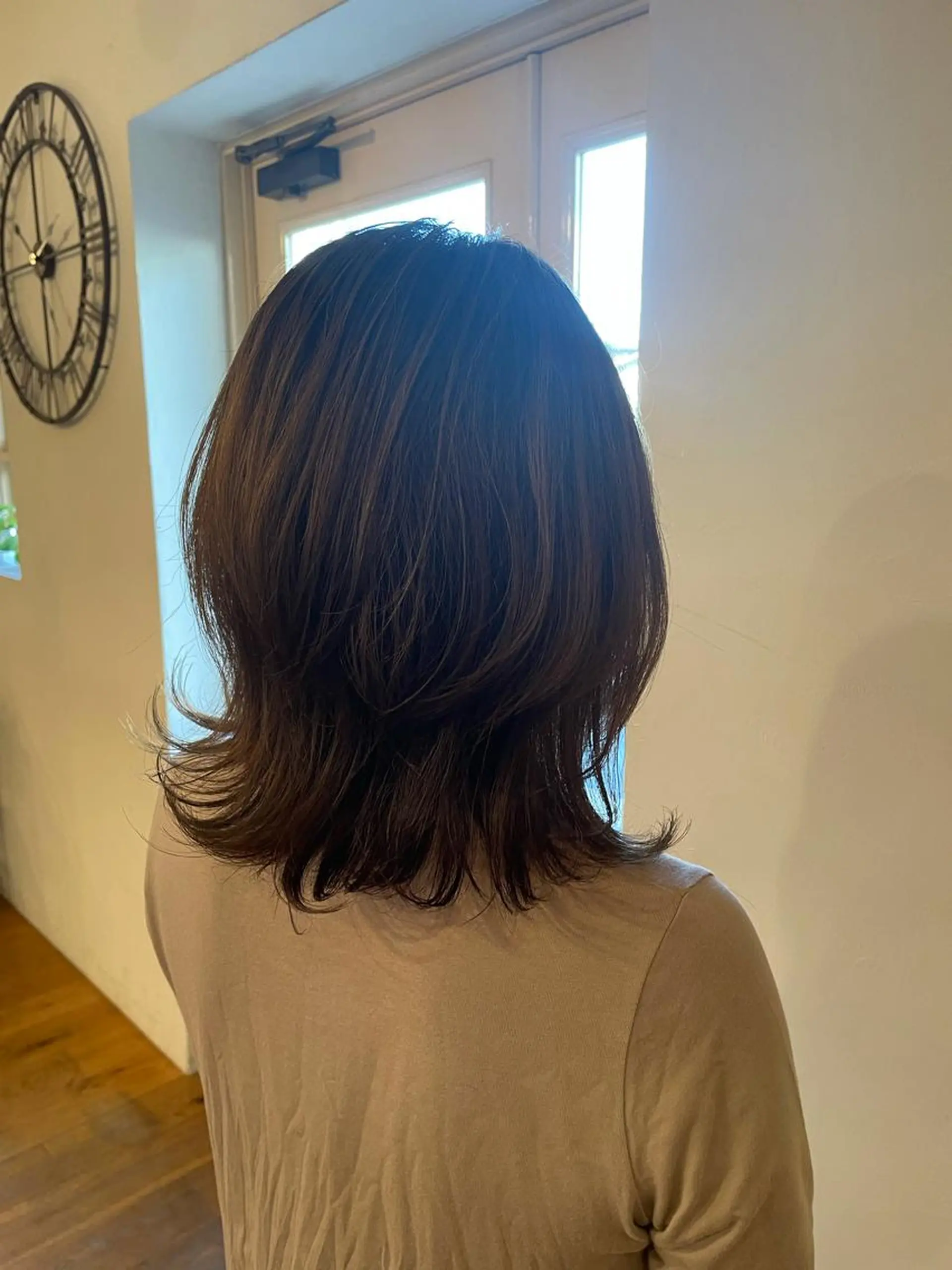 ミディアム ミディアムレイヤー くびれヘア レイヤーカット 艶髪 🌸木下なつみのヘアスタイル