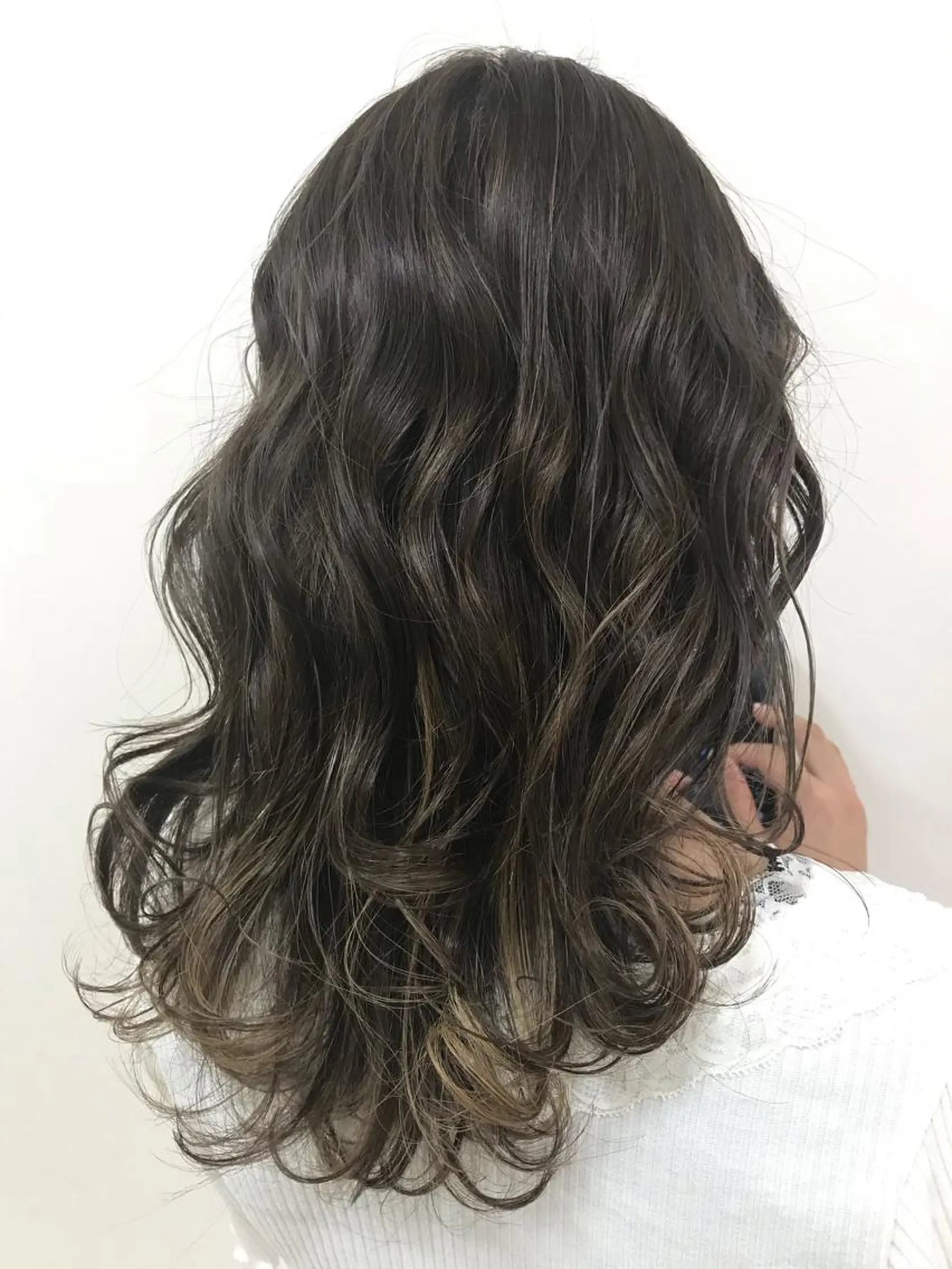 セミロング カラー パーマ ヘアアレンジ メンズ キッズ ネイル マツエク・マツパ 子どものヘアアレンジ カット ヘアカラー トリートメント Lien 深井店のヘアスタイル