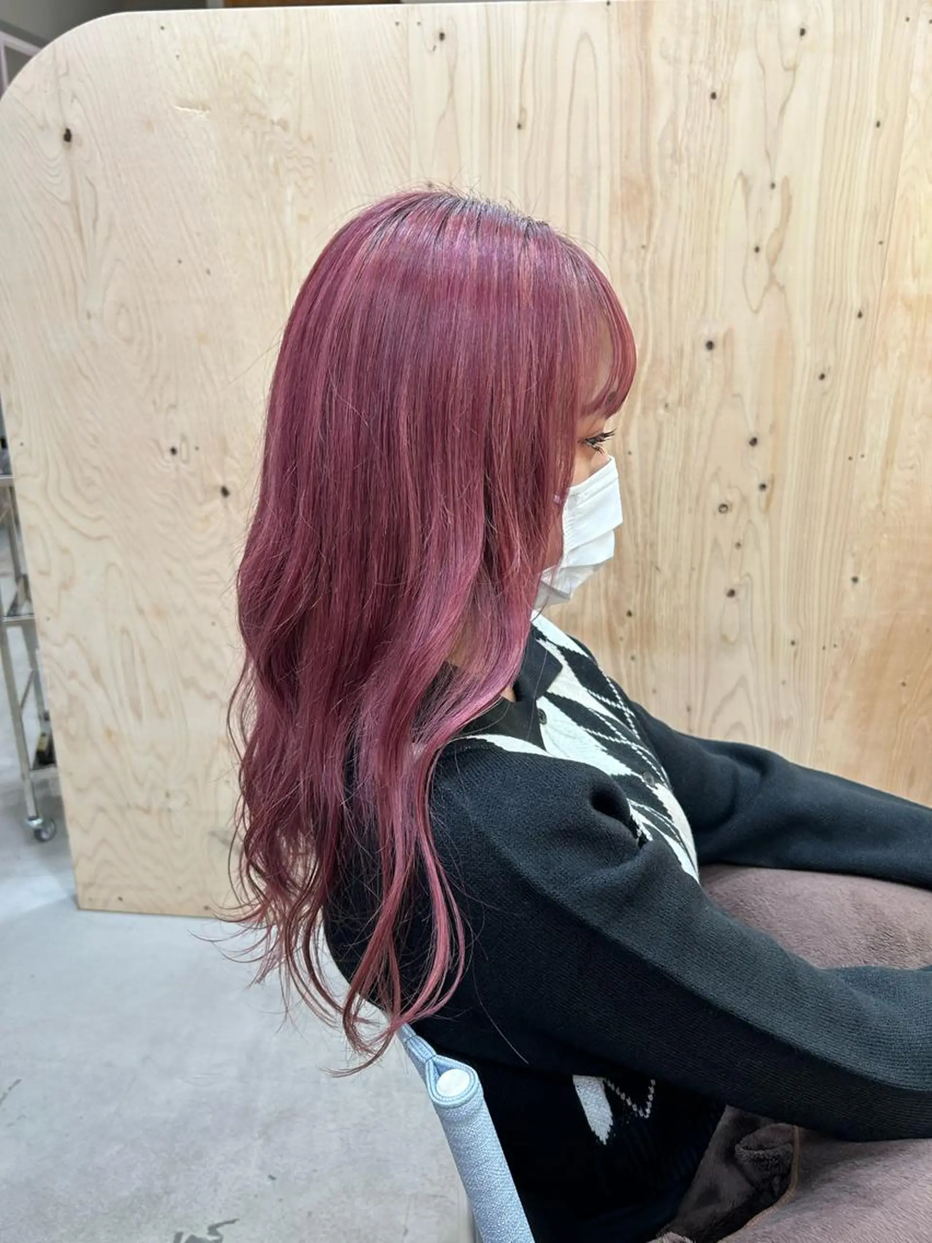 カラー ブリーチ ピンクカラー 杉林 莉沙のヘアスタイル