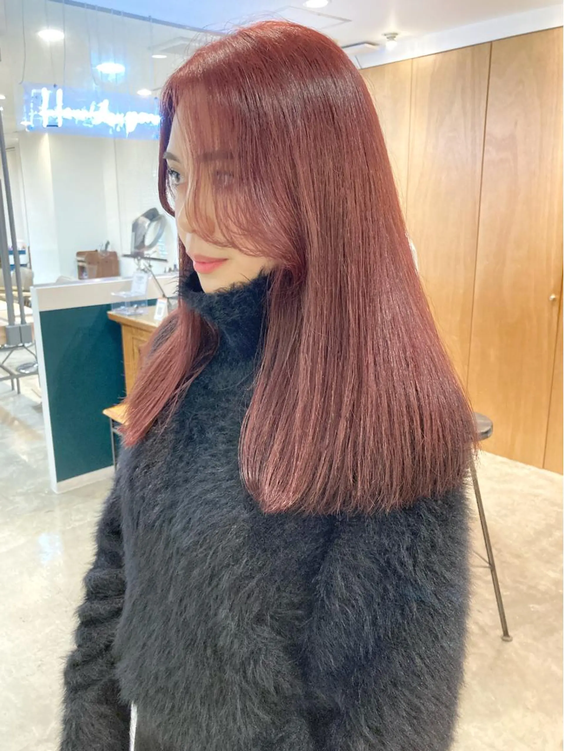 セミロング ヘアカラー カラーリスト菅野 竜矢🌈のヘアスタイル