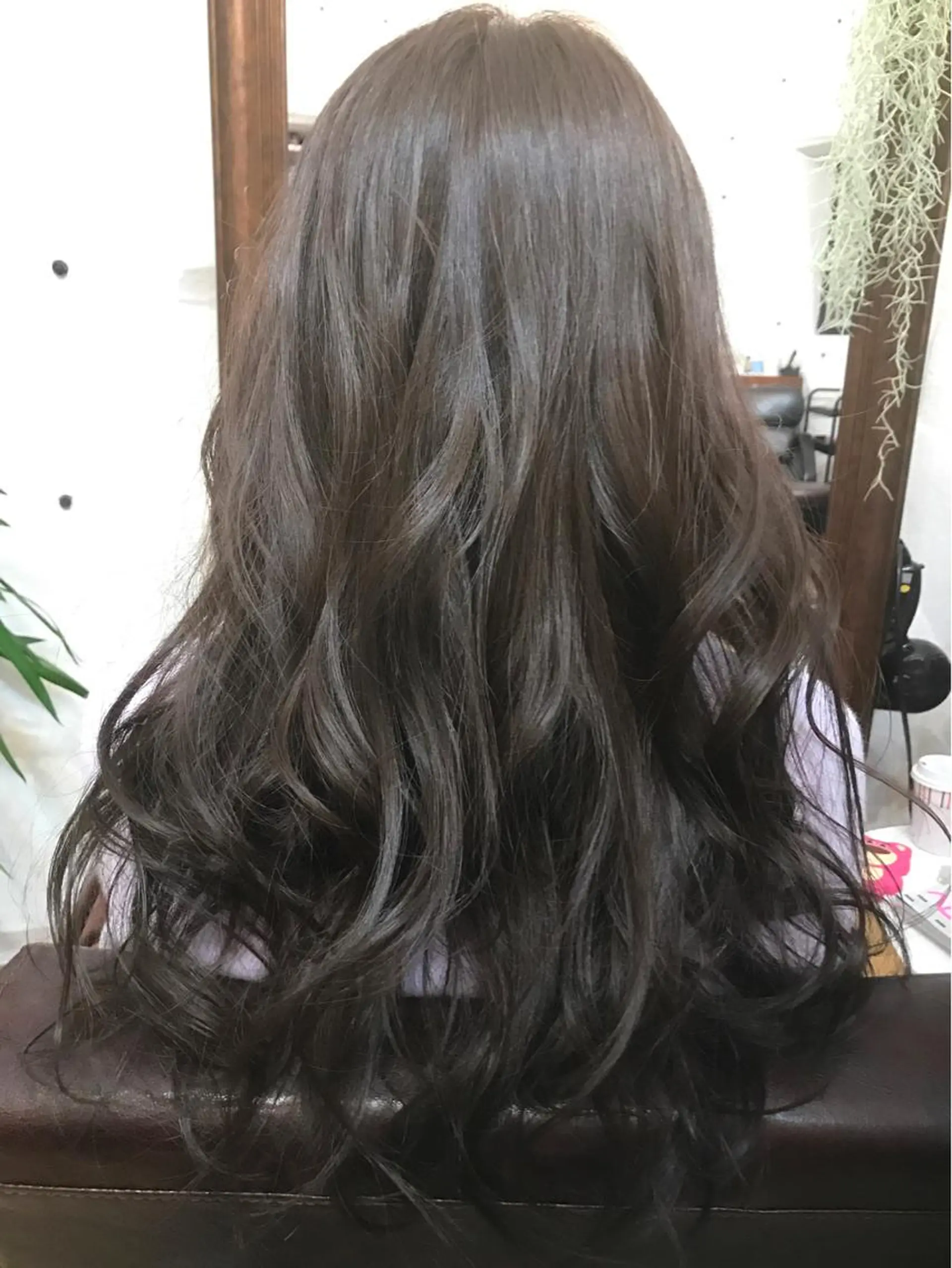 ショート ミディアム セミロング ロング カラー ブリーチ 透明感カラー グレージュ 白髪ぼかしハイライト バレイヤージュヤマトのヘアスタイル