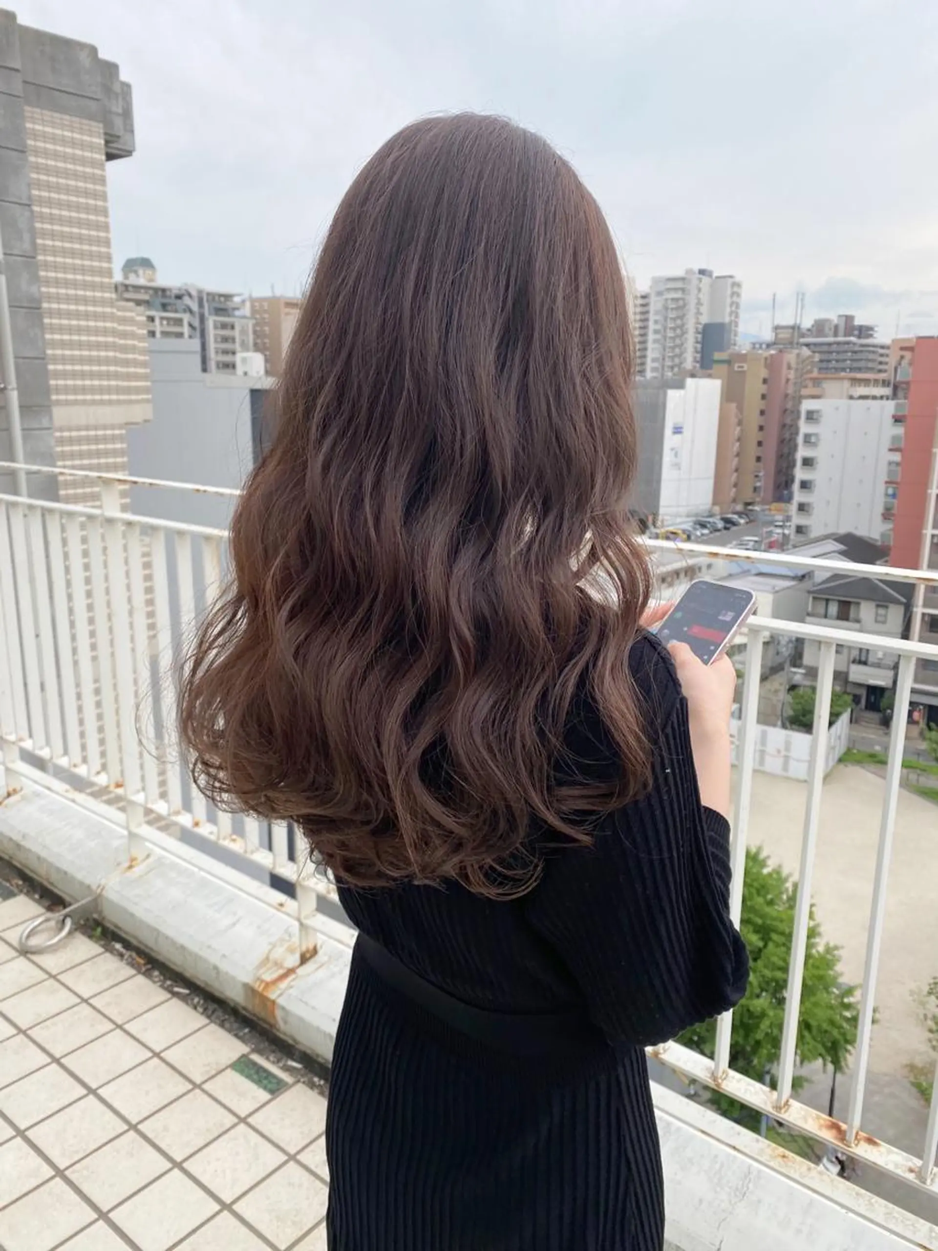 ロング カラー アッシュ ベージュカラー 透明感カラー ボブ ミディアム 齊木勇人のヘアスタイル