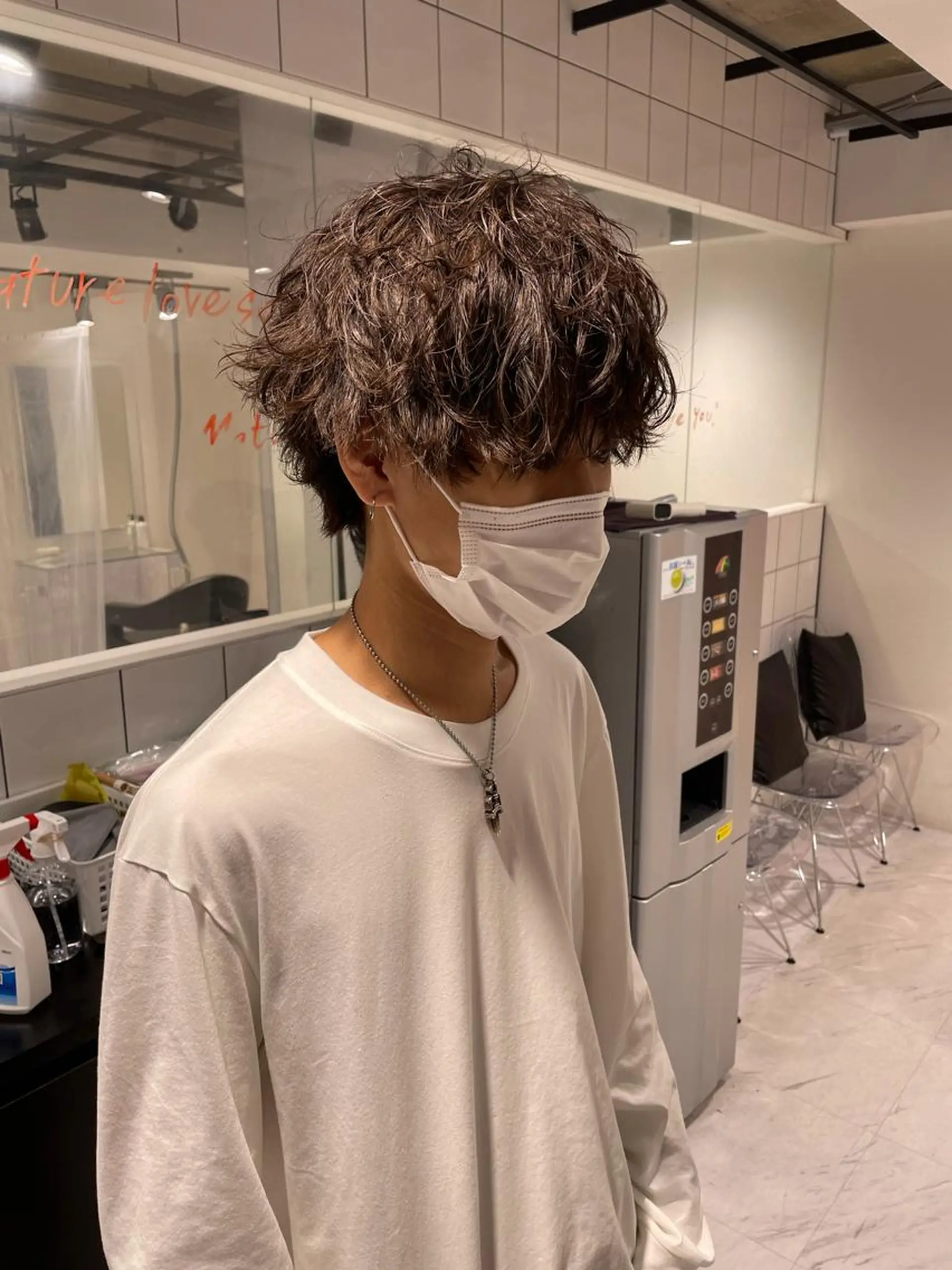 ショート メンズ カット パーマ トリートメント ヘッドスパ ヘアセット スパイキー/フェザー /波巻き/かいとのヘアスタイル