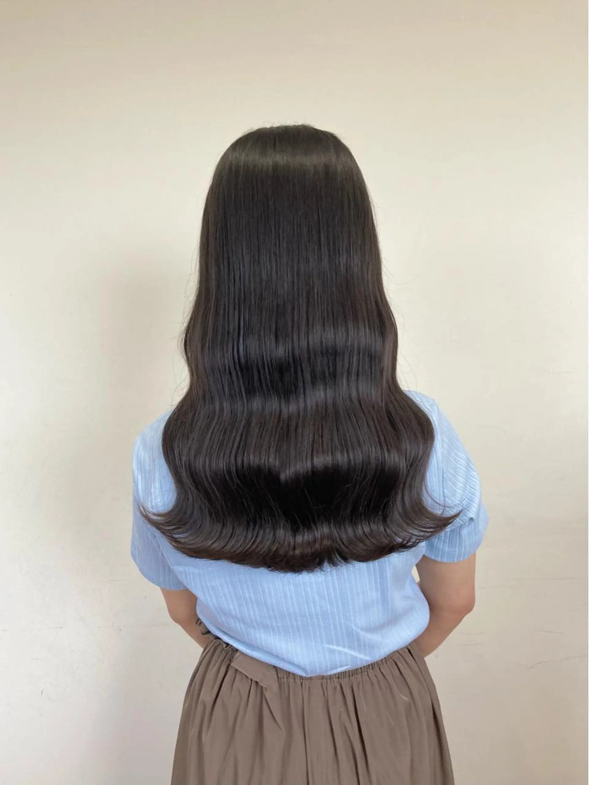 ロング 梅山 美侑のヘアスタイル