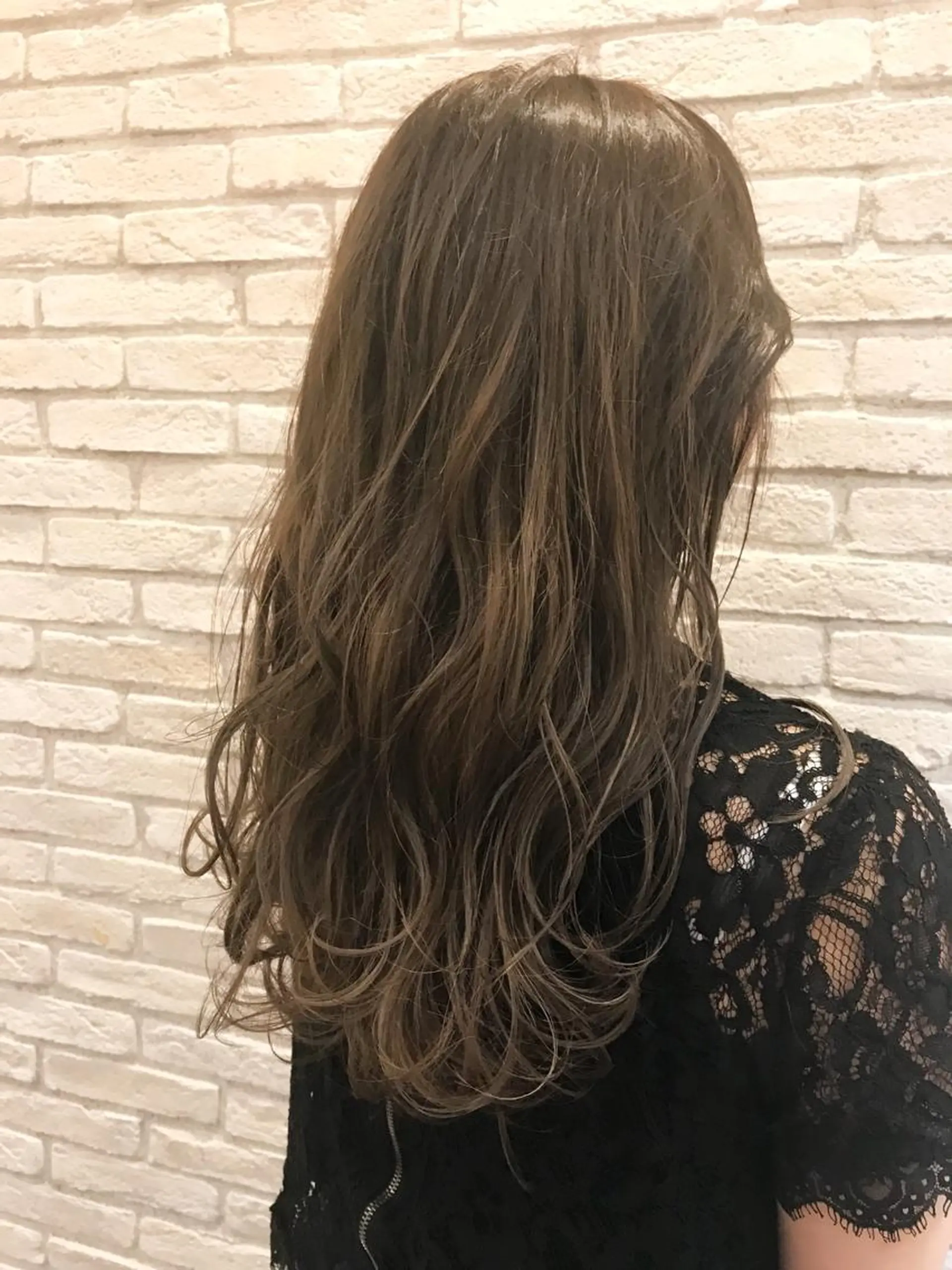 セミロング カラー シールエクステ⭐️ オオミタクヤのヘアスタイル