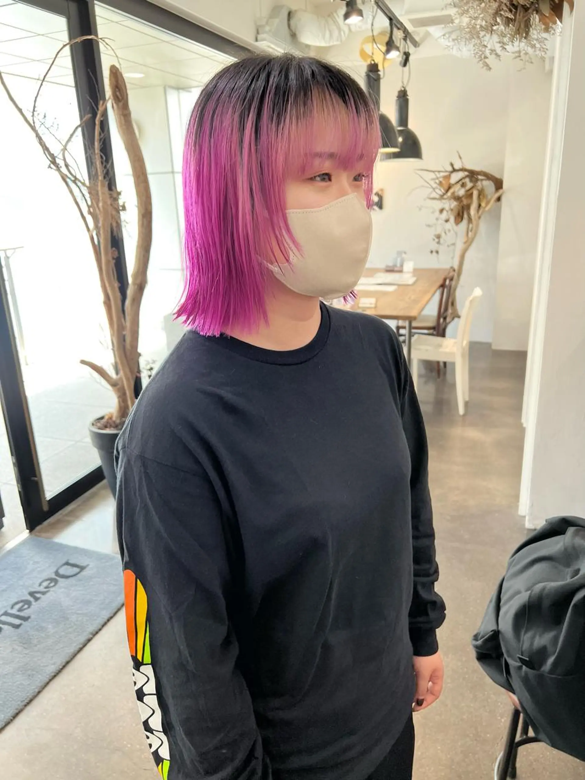 ショート カラー 切りっぱなしボブ ボブ 顔まわりレイヤー レイヤーカット カット 千葉 郁也のヘアスタイル