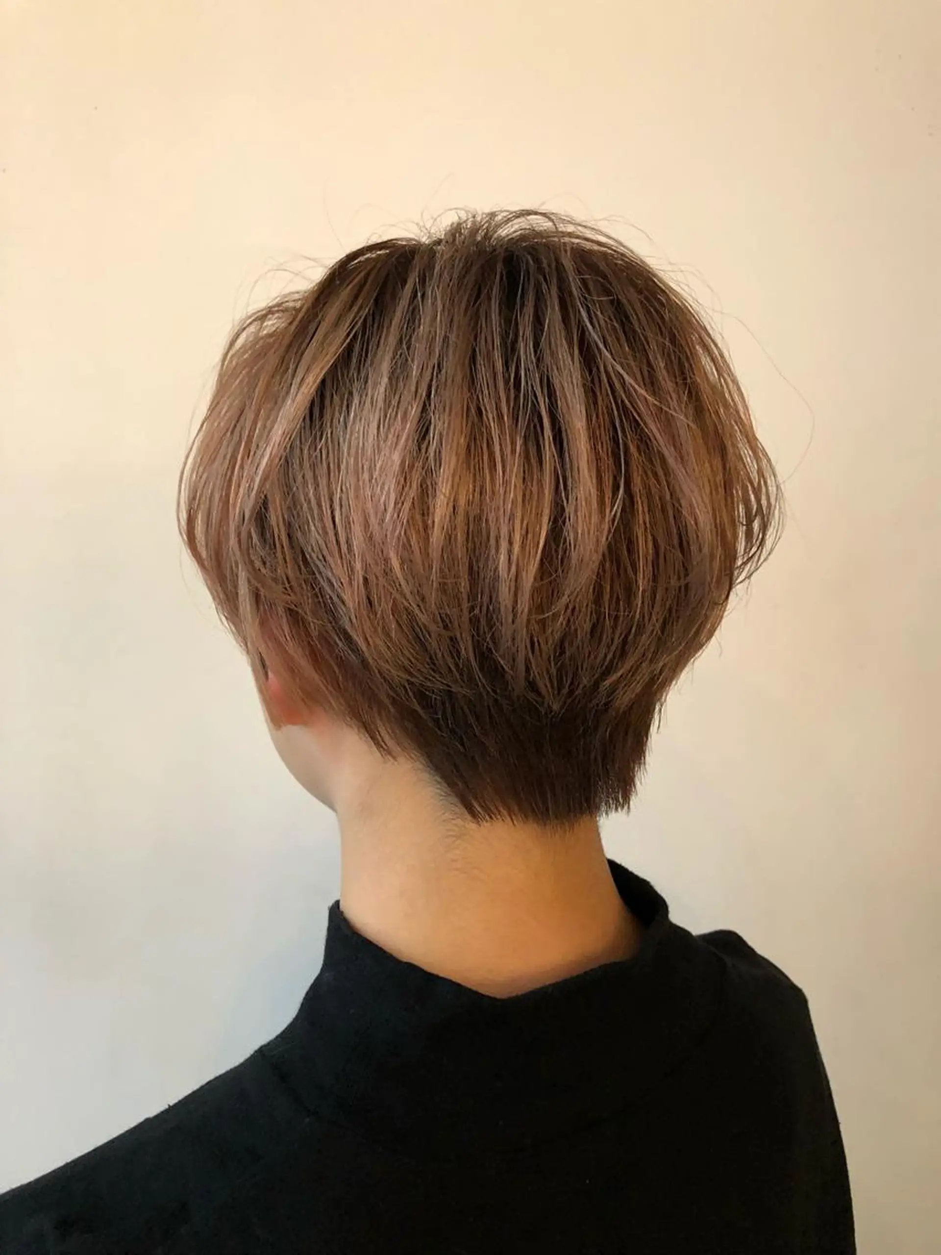 ショート レイヤーカット✂️ 横浜No1♡下鳥翔子のヘアスタイル